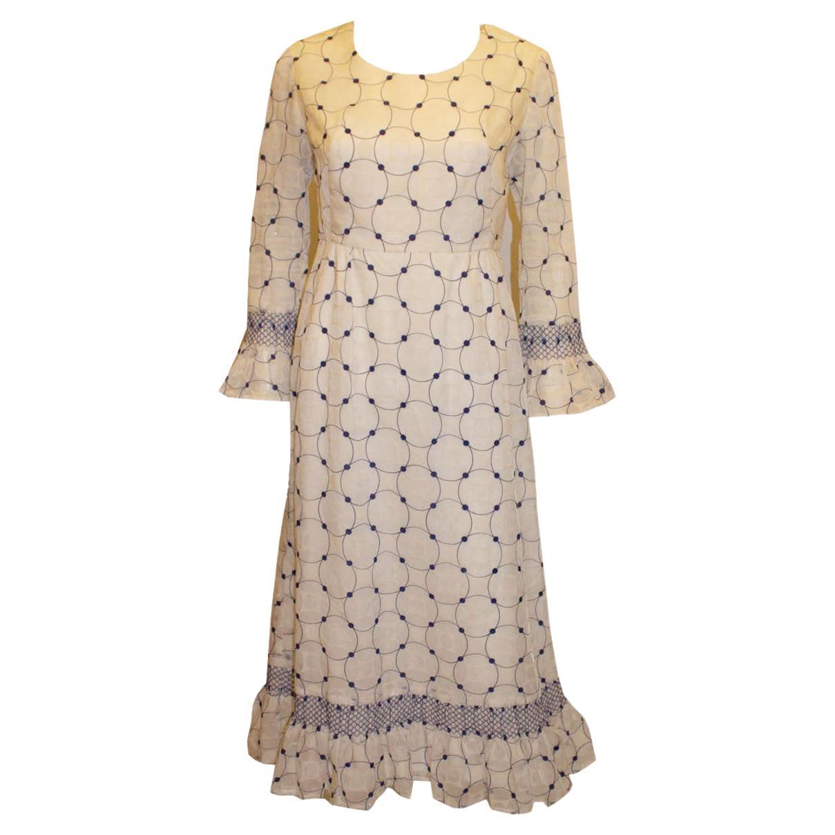 Vintage Laura Lee Blau und Weiß Kleid im Angebot