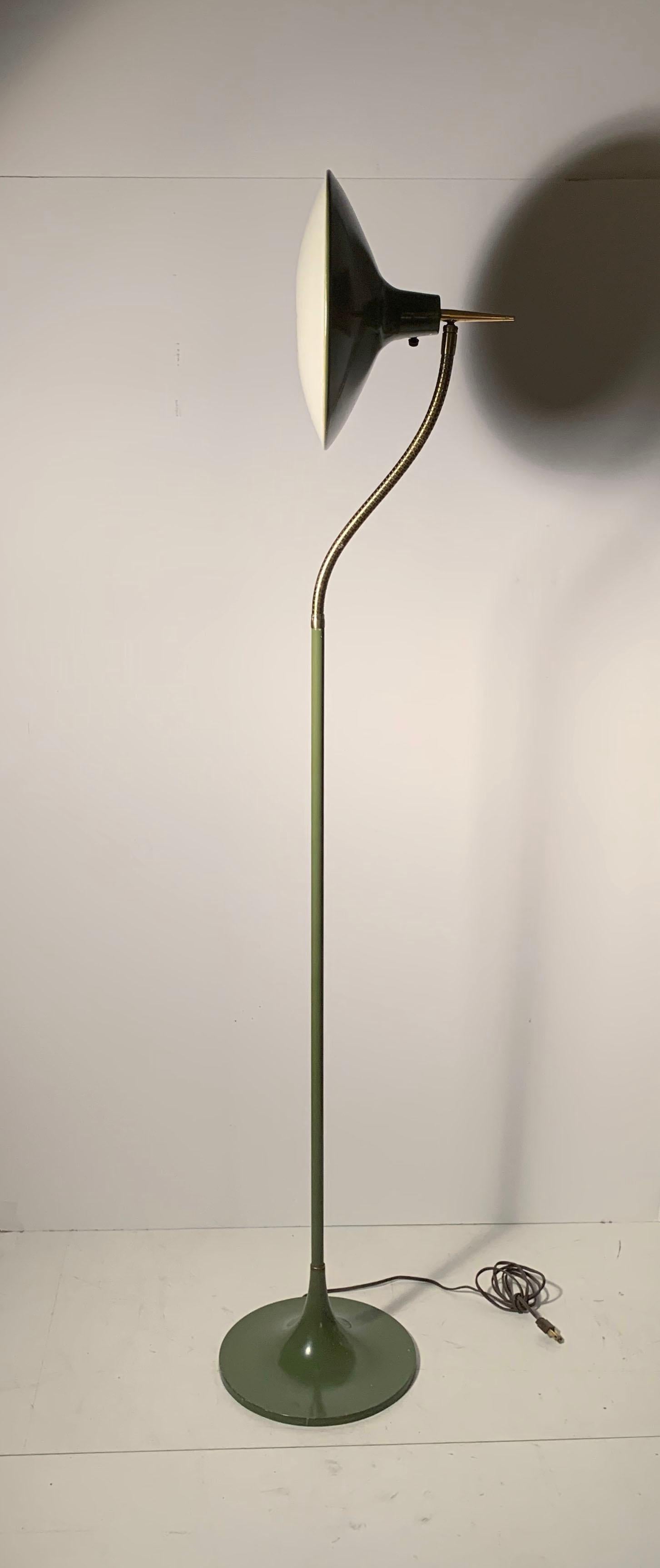 Vintage Laurel Gooseneck floor lamp Model B- 683 in a Olive type color. Sometimes referred to as bing in the style of Gio Ponti. 

Original plastic diffuser included but does have some damage as shown. 

12