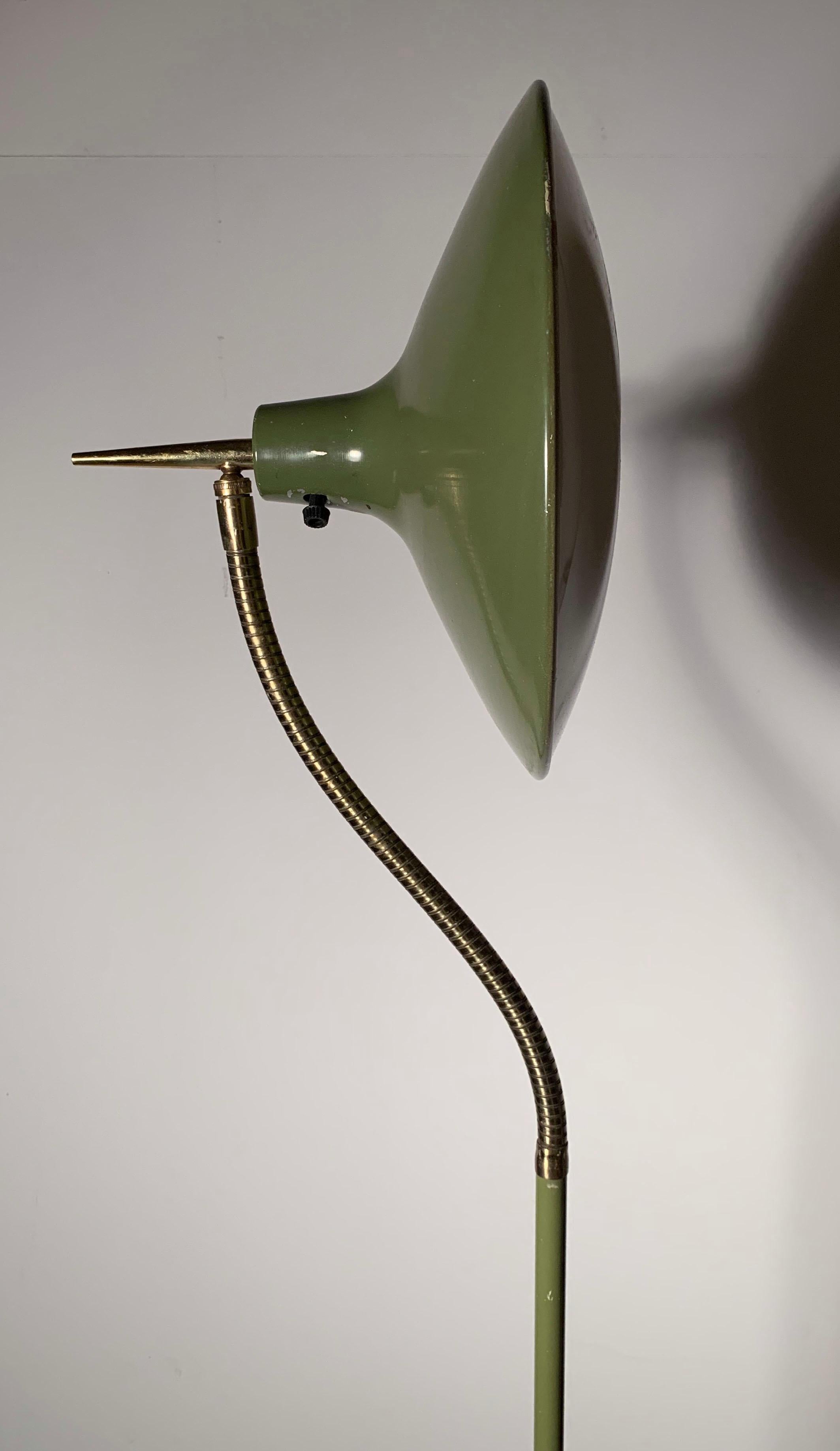 Américain Lampadaire vintage Laurel Gooseneck modèle B- 683 en olive en vente