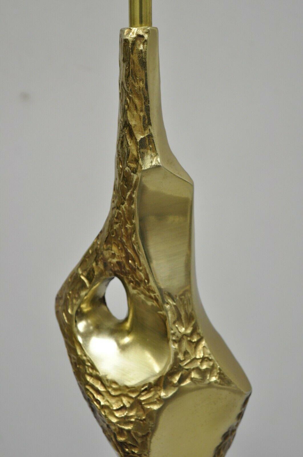 Vintage Laurel Maurizio Tempestini Brutalist Brass Midcentury Table Lamp In Good Condition In Philadelphia, PA