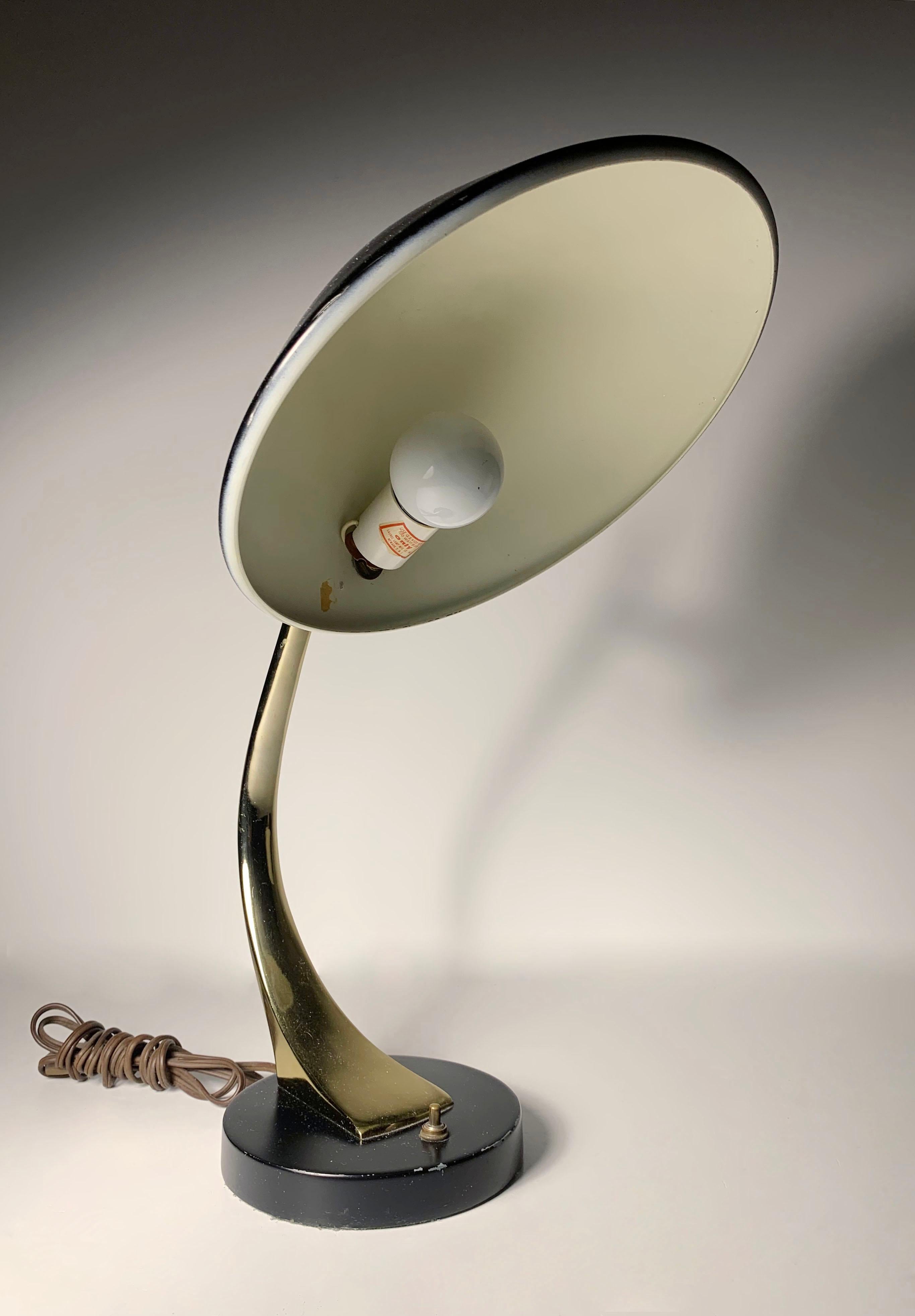 20ième siècle Lampe de bureau Laurel vintage par Barr & Weiss en vente