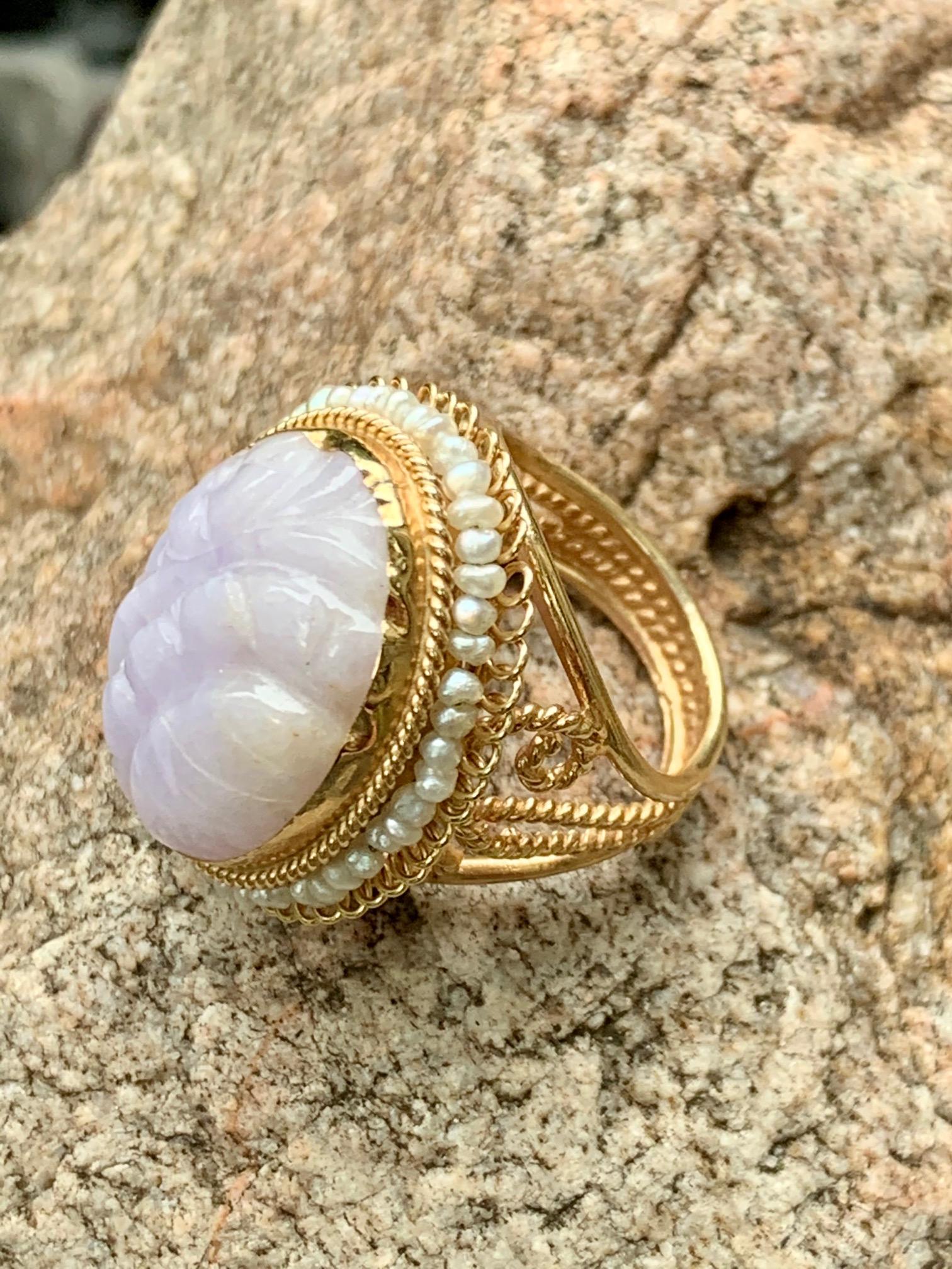 Oval Cut Vintage Lavender Jade Carved Stone and Pearl 14 Karat Yellow Gold Ring - Size 6