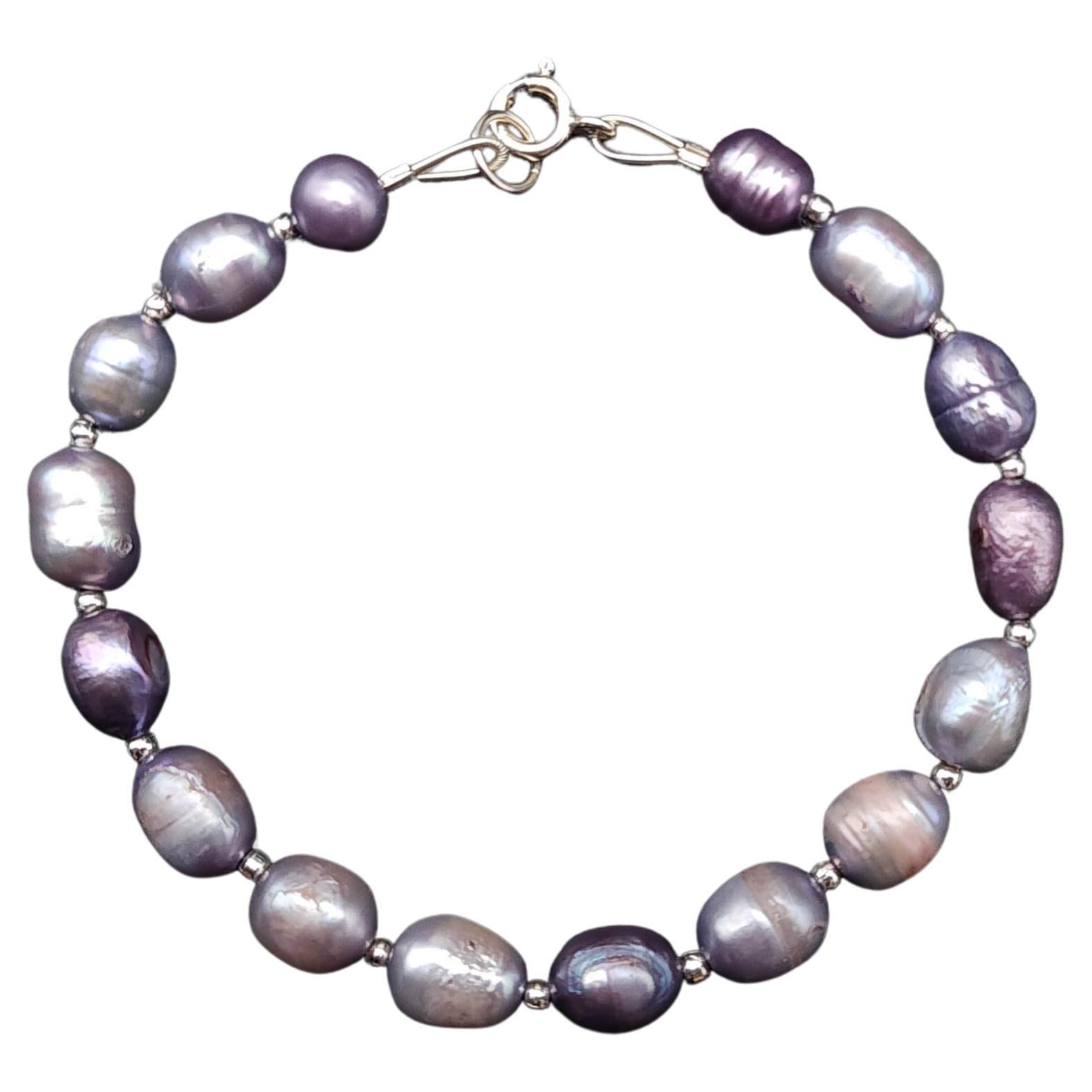 Vintage Lavender Pearl Bead Bracelet with Sterling Silver Accents, Clasp For Sale