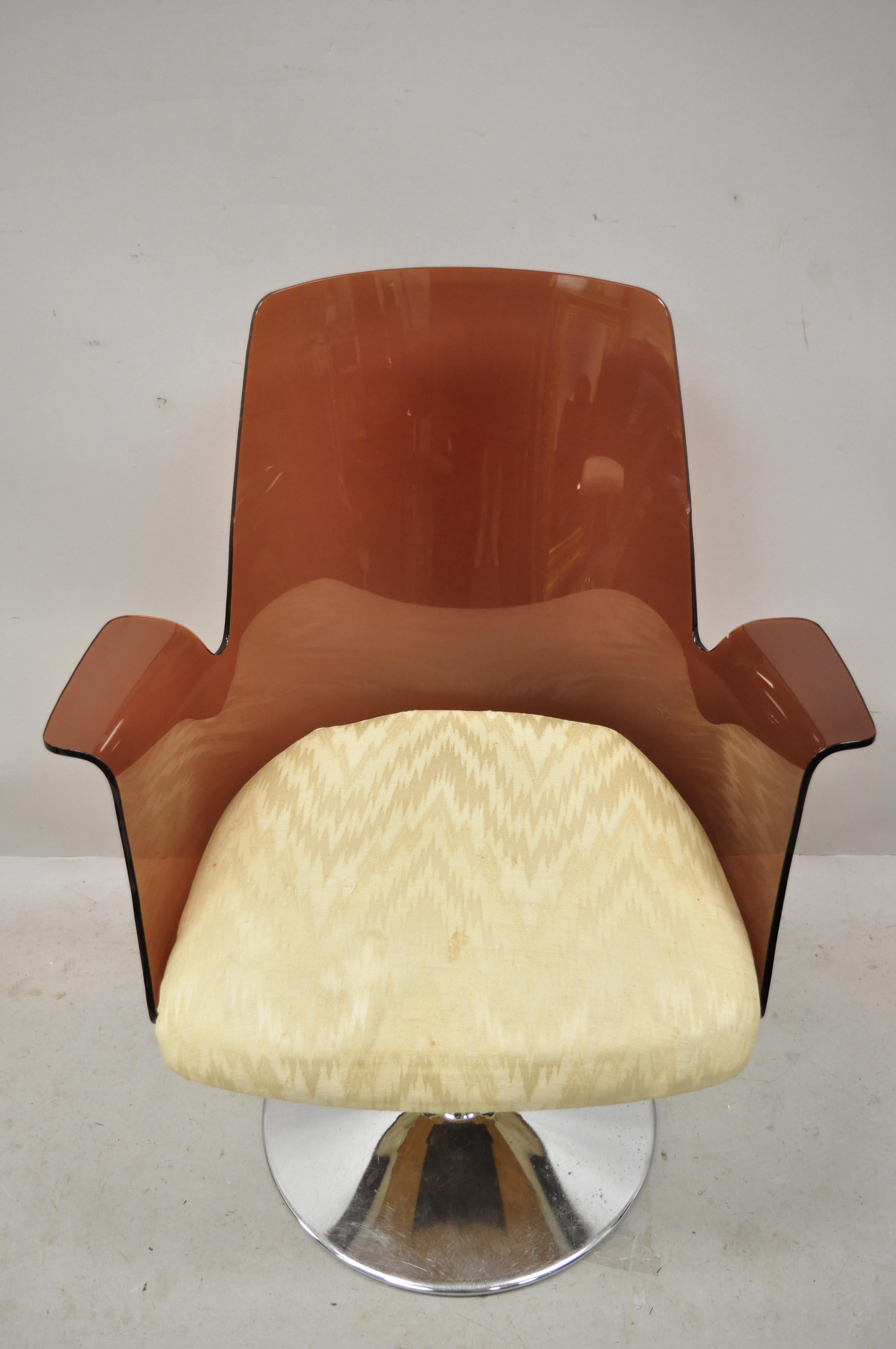 Vintage Laverne Style Curved Cranberry Lucite Tulip Swivel Base Armchair 'B' 5