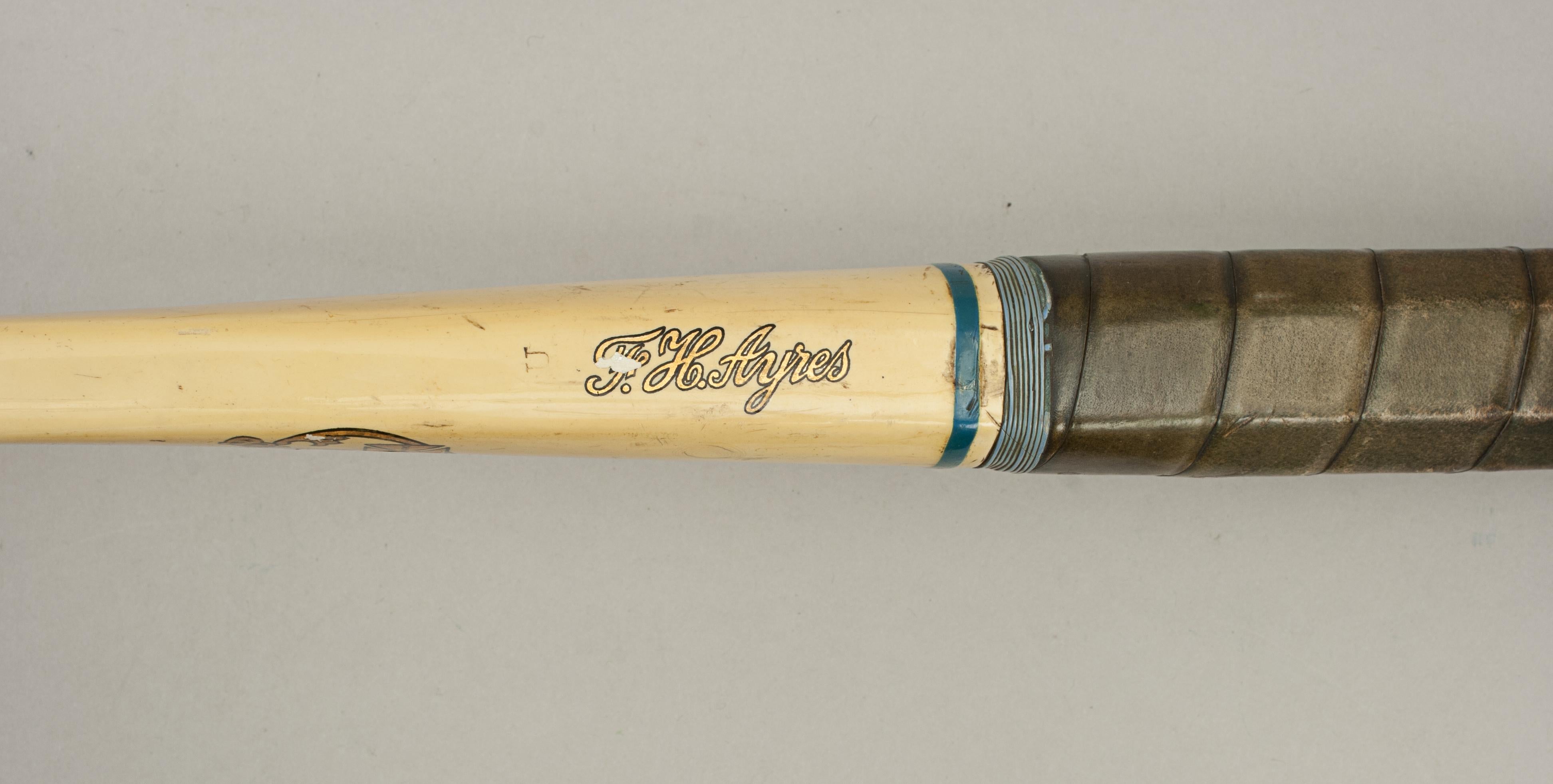 Raquette de tennis sur gazon vintage de F. H. Ayres, Tournoi Davis Cup 1