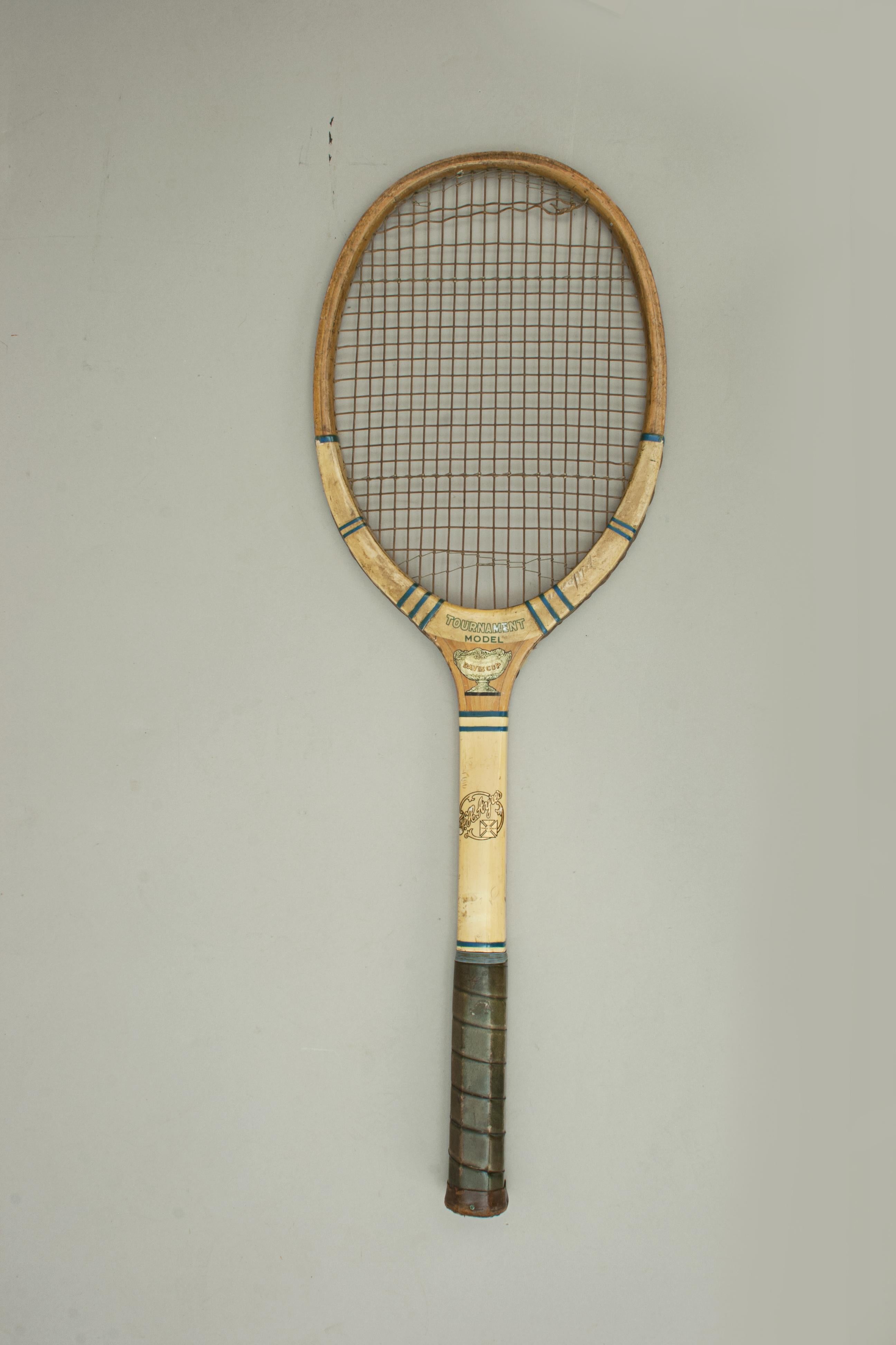 Raquette de tennis sur gazon vintage de F. H. Ayres, Tournoi Davis Cup 5