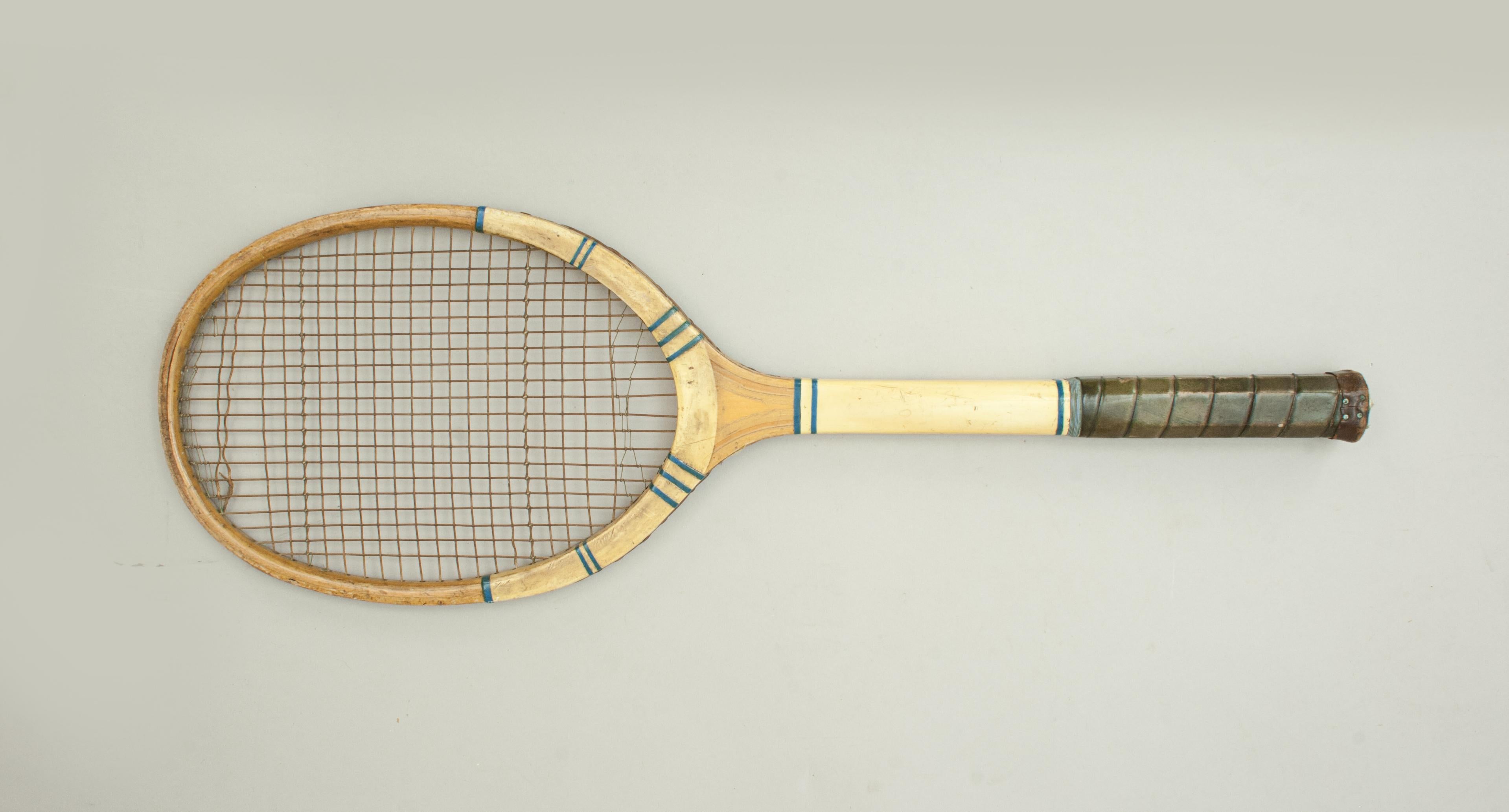 raquette de tennis ancienne