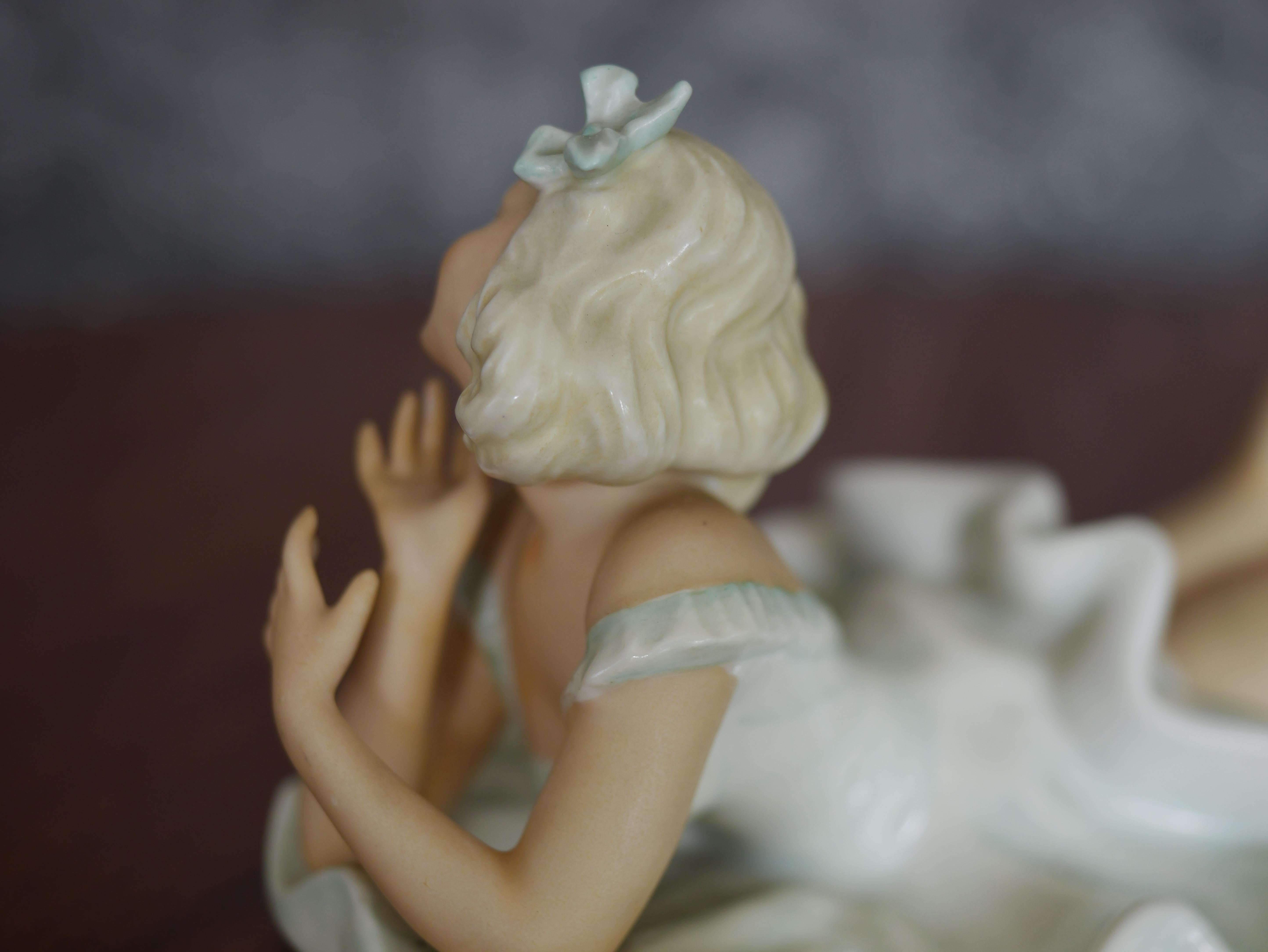 Vintage laying lady porcelain figure original Schaubach Kunst art sculpture  For Sale 1
