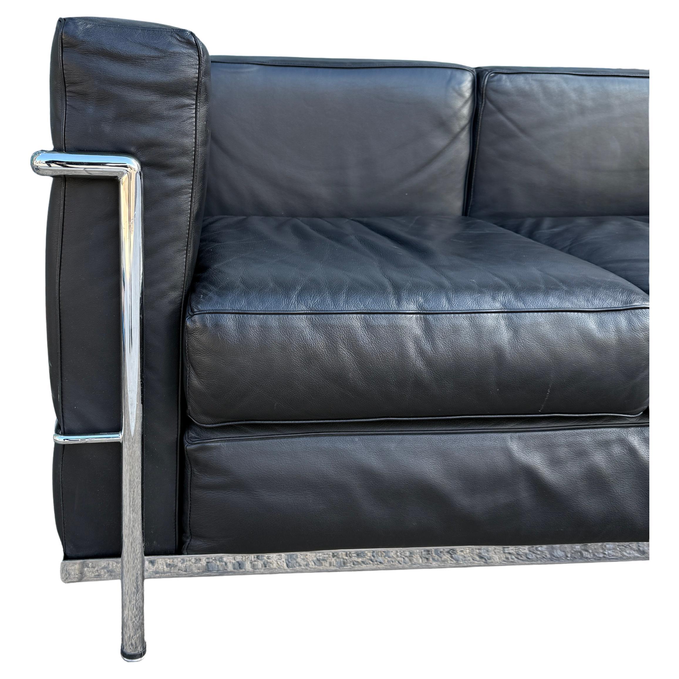 Mid-Century Modern Vintage LC2 black leather chrome frame 3 seat sofa by Le Corbusier
