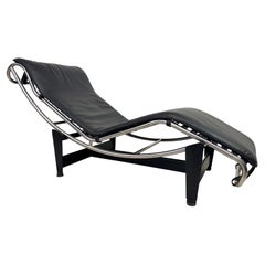 Vintage LC4 Chaise Longue by Le Corbusier in Black Leather