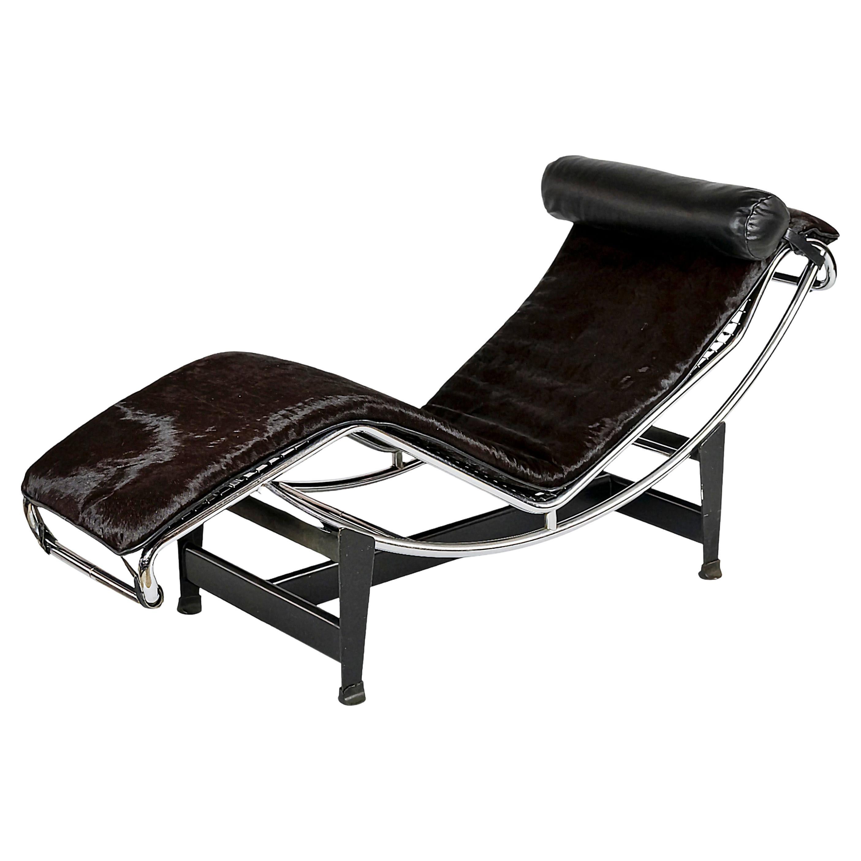 Chaise longue vintage Le Corbusier pour Cassina, circa 1960's en vente