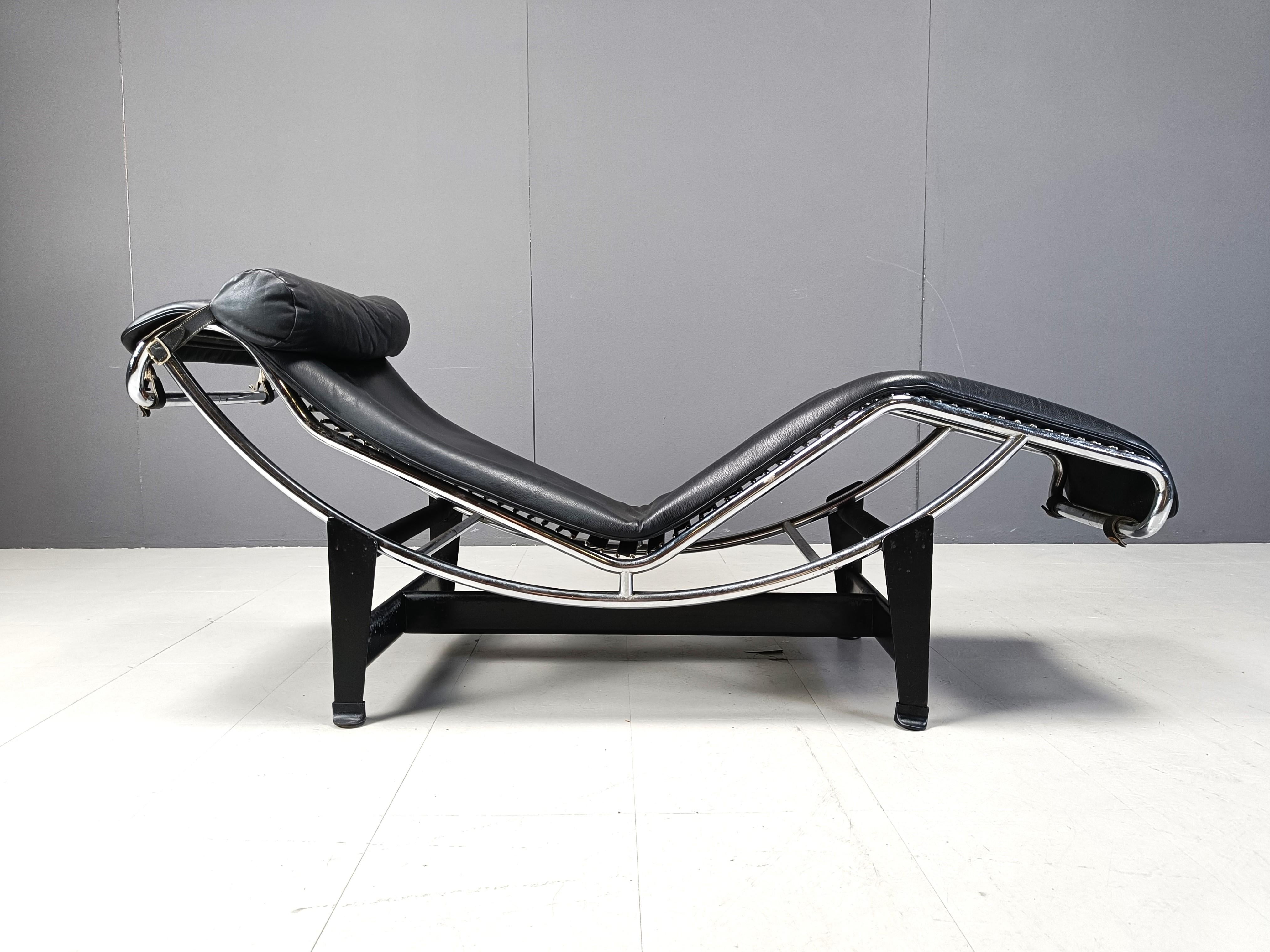Leather Vintage Le Corbusier LC4 chaise longue for Cassina, 1970s For Sale
