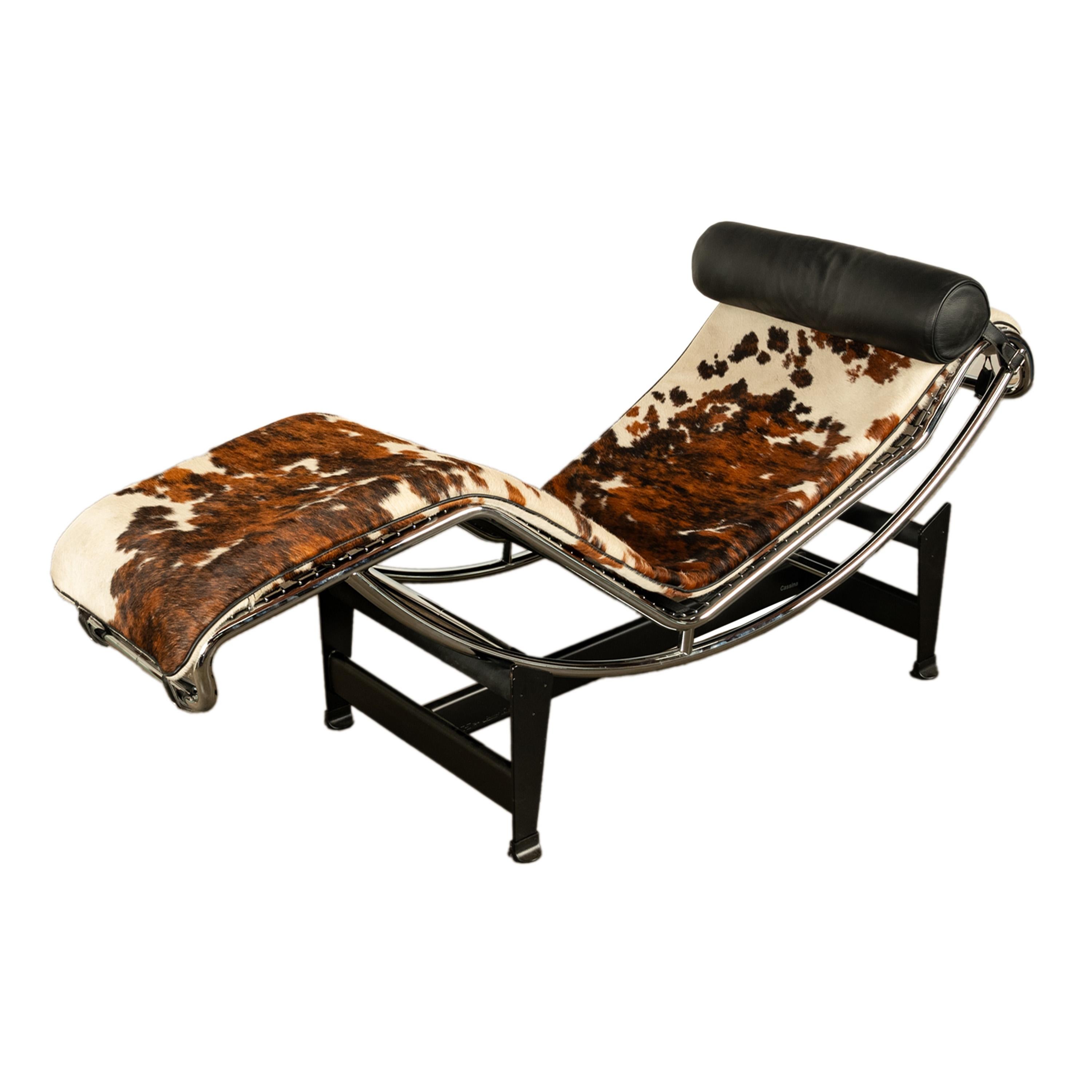 Vintage Le Corbusier LC4 Cowhide Chaise Longue Recliner Cassina with Tags 3