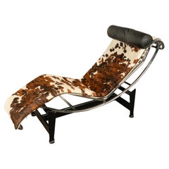 Vintage Le Corbusier LC4 Cowhide Chaise Longue Recliner Cassina with Tags