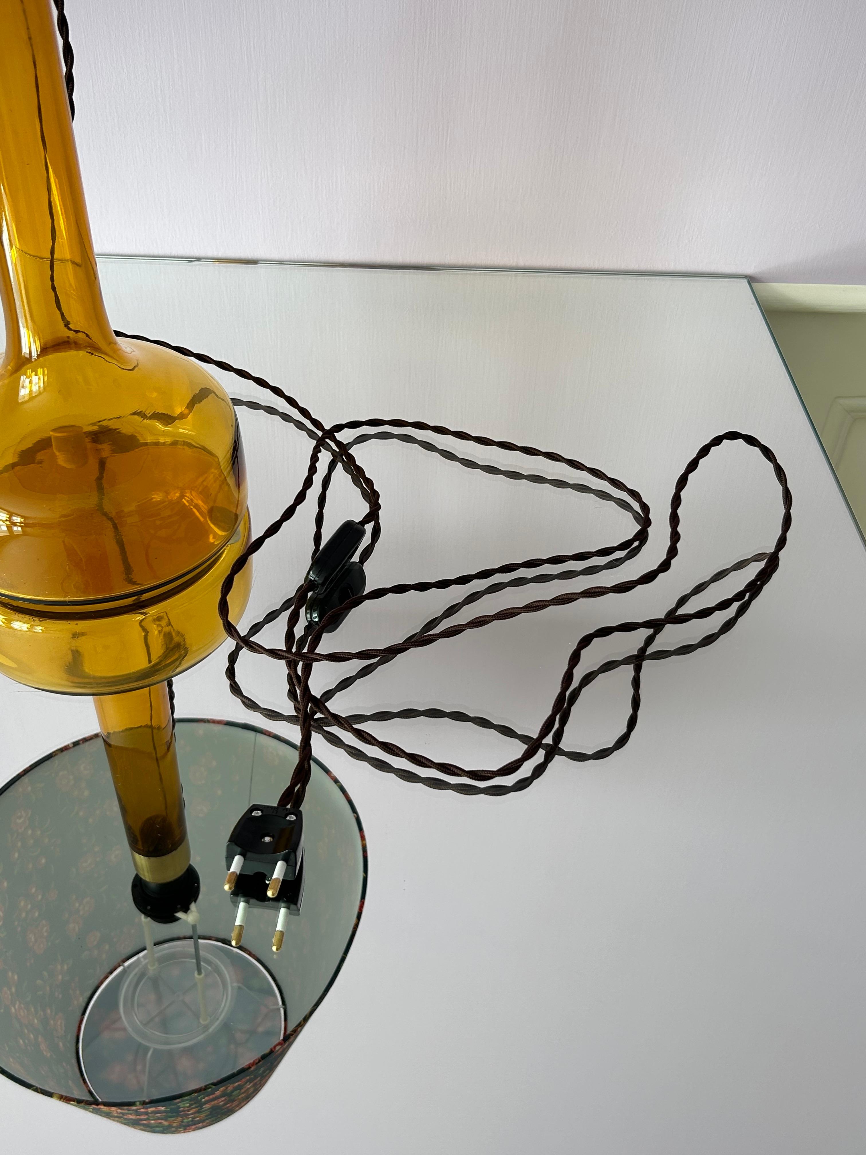 Vintage Le Klint Table Lamp in Amber with Floral Shade, Denmark, 20th Century For Sale 2