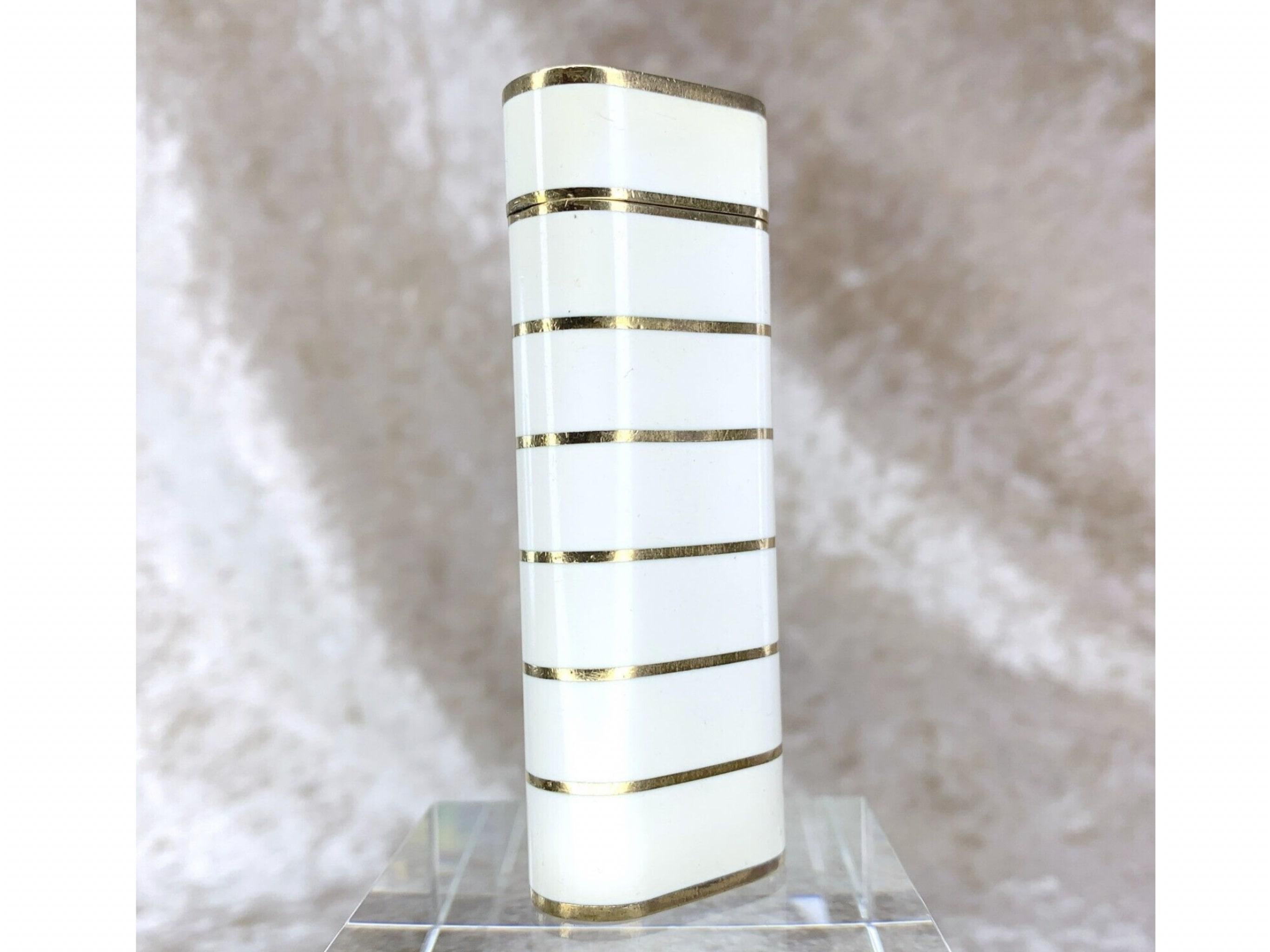 Vintage Le Must de Cartier Rare White Lacquer & Gold Horizontal Stripes In Excellent Condition In New York, NY