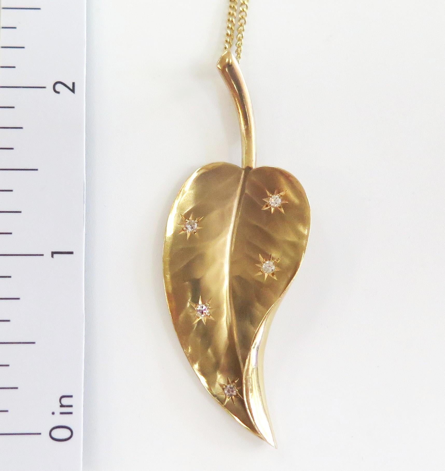 Round Cut Vintage Leaf with Burnished Diamonds Pendant on Chain, 14 Karat Yellow Gold For Sale
