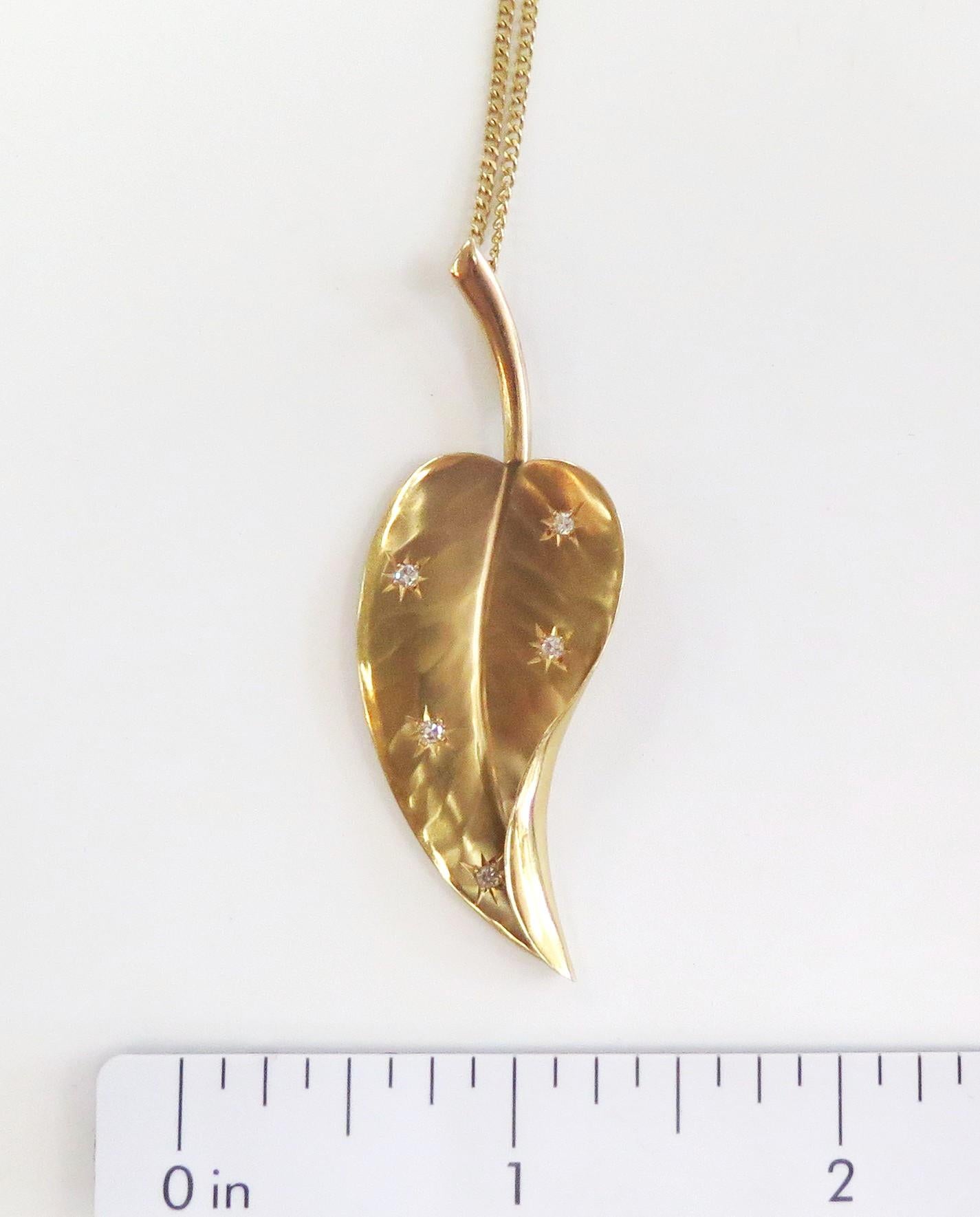 Vintage Leaf with Burnished Diamonds Pendant on Chain, 14 Karat Yellow Gold In Excellent Condition For Sale In Bellmore, NY