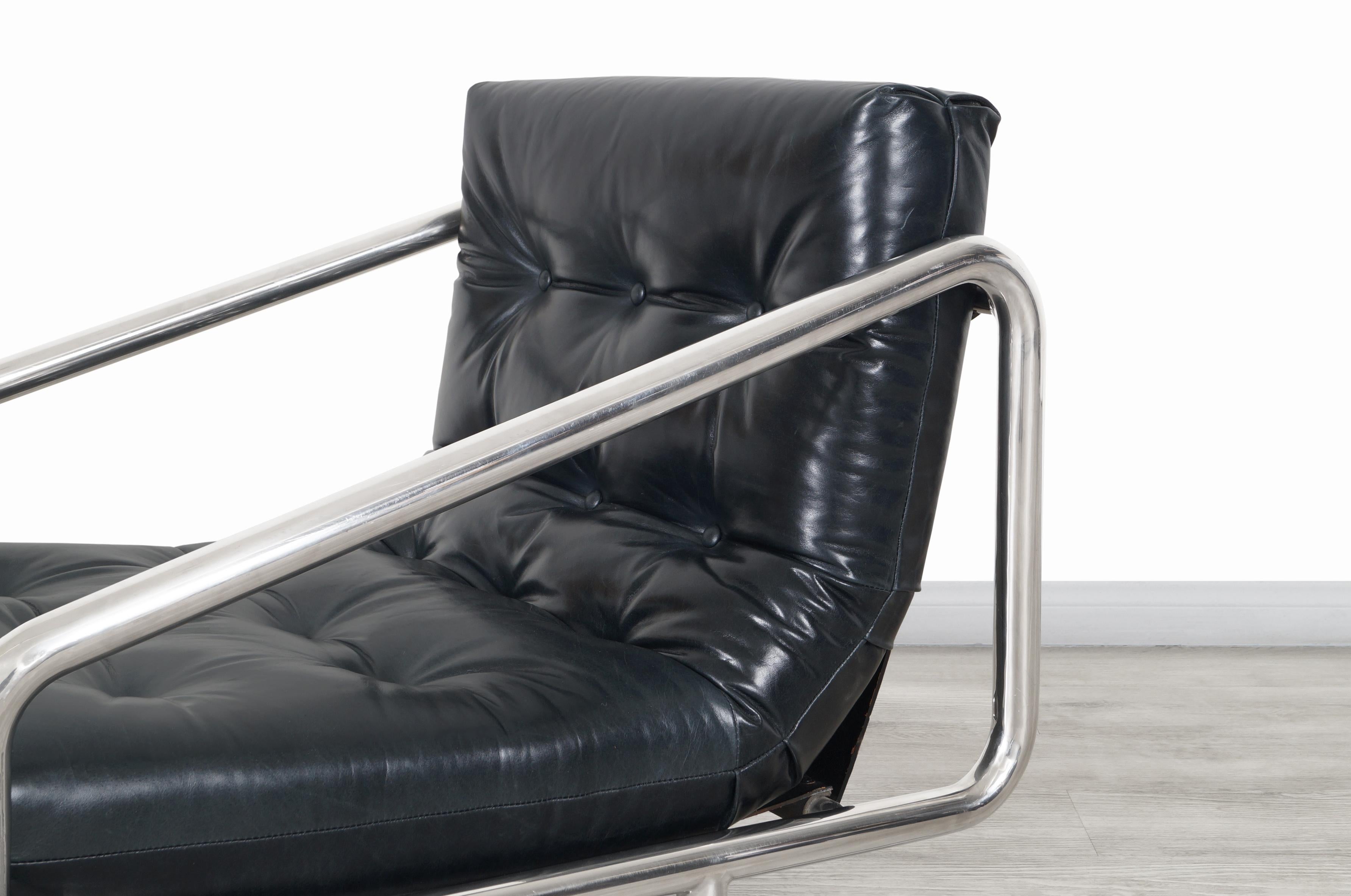 Late 20th Century Vintage Leather and Aluminum Lounge Chairs For Sale