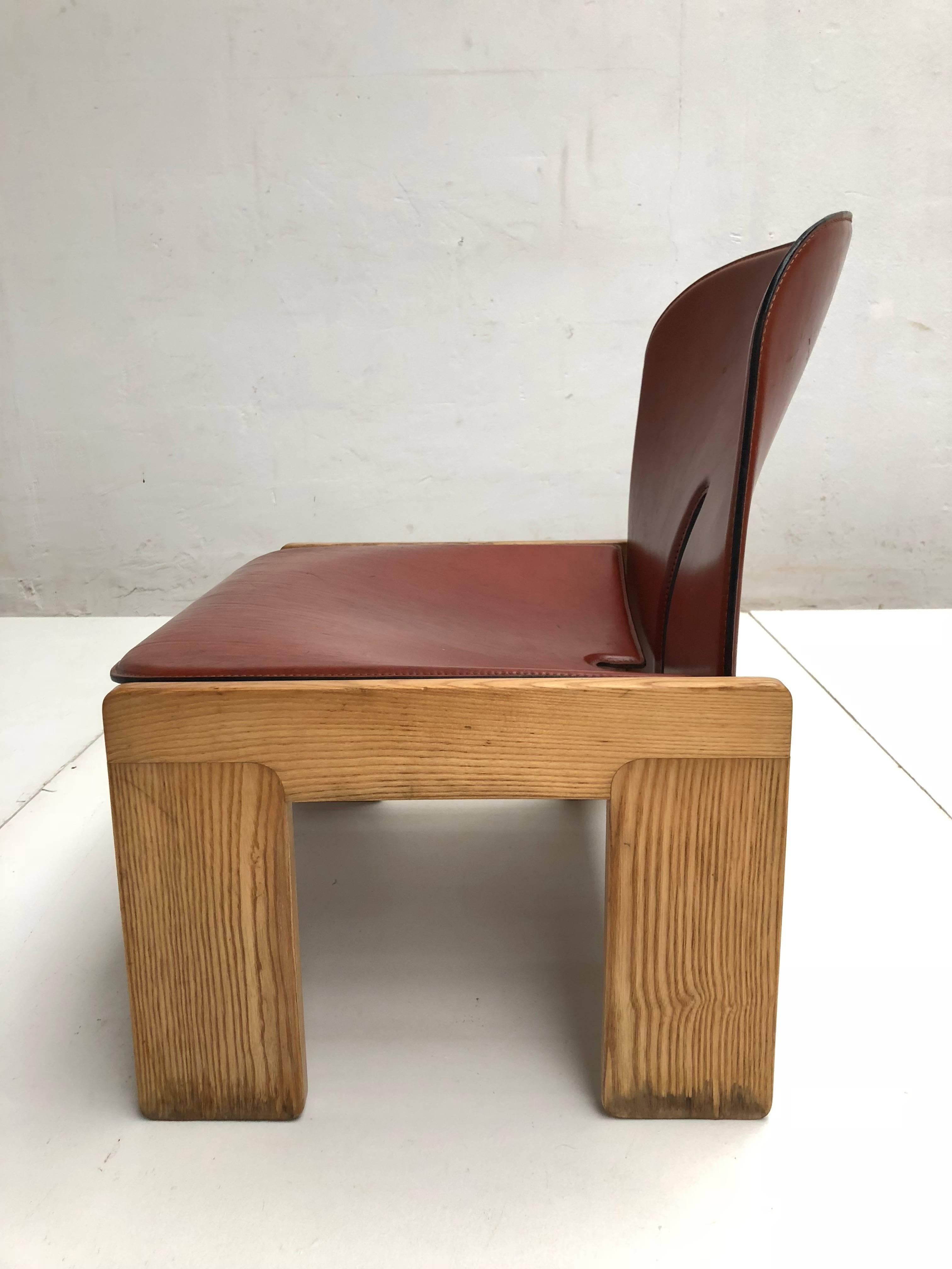 Vintage Leather and Ash Wood 925 Chair by Afra and Tobia Scarpa for Cassina 1966 In Good Condition In bergen op zoom, NL