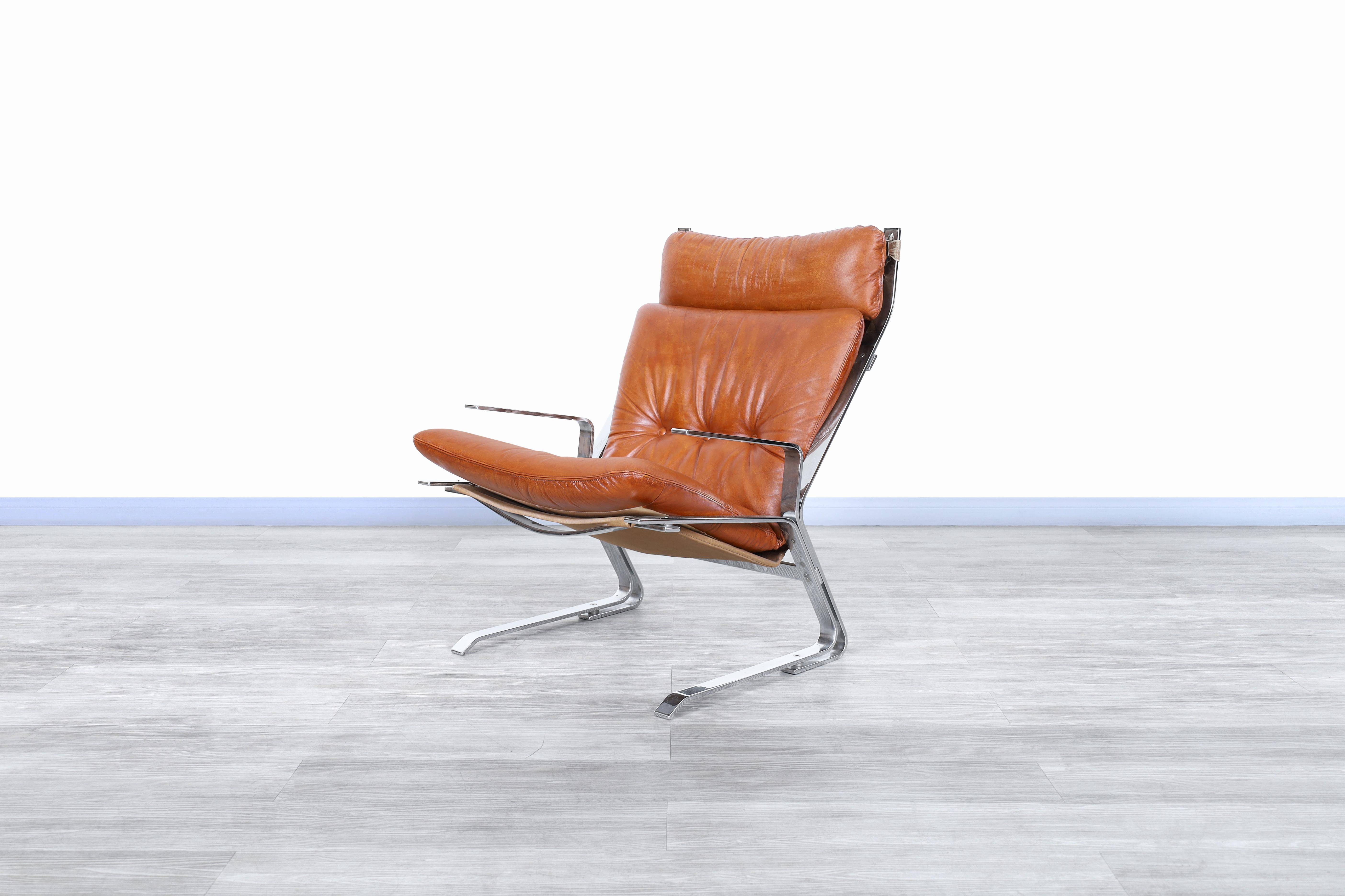 Mid-Century Modern Vintage Leather and Chrome 