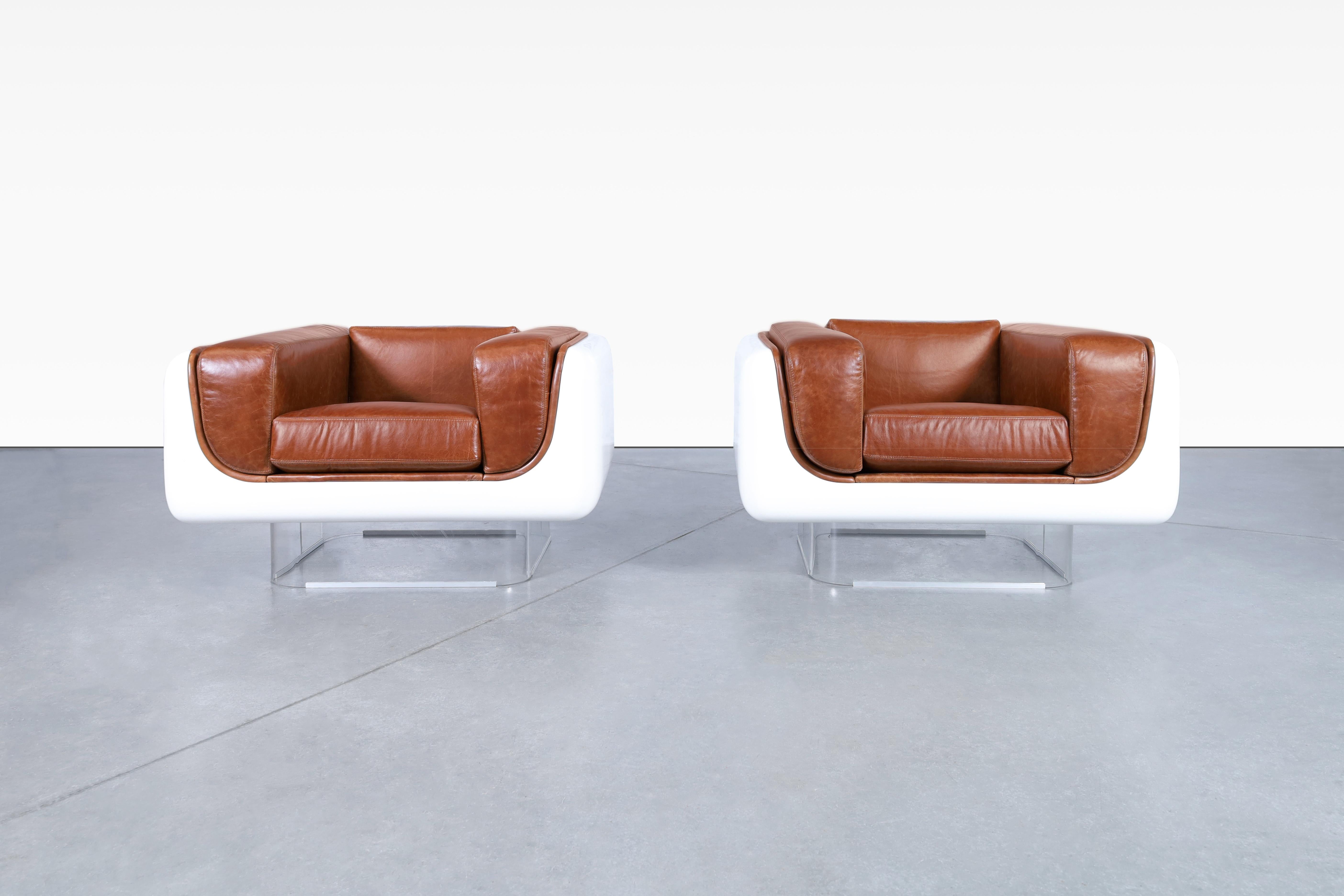 American Vintage Leather and Lucite Lounge Chairs by William C. Andrus for Steelcase For Sale