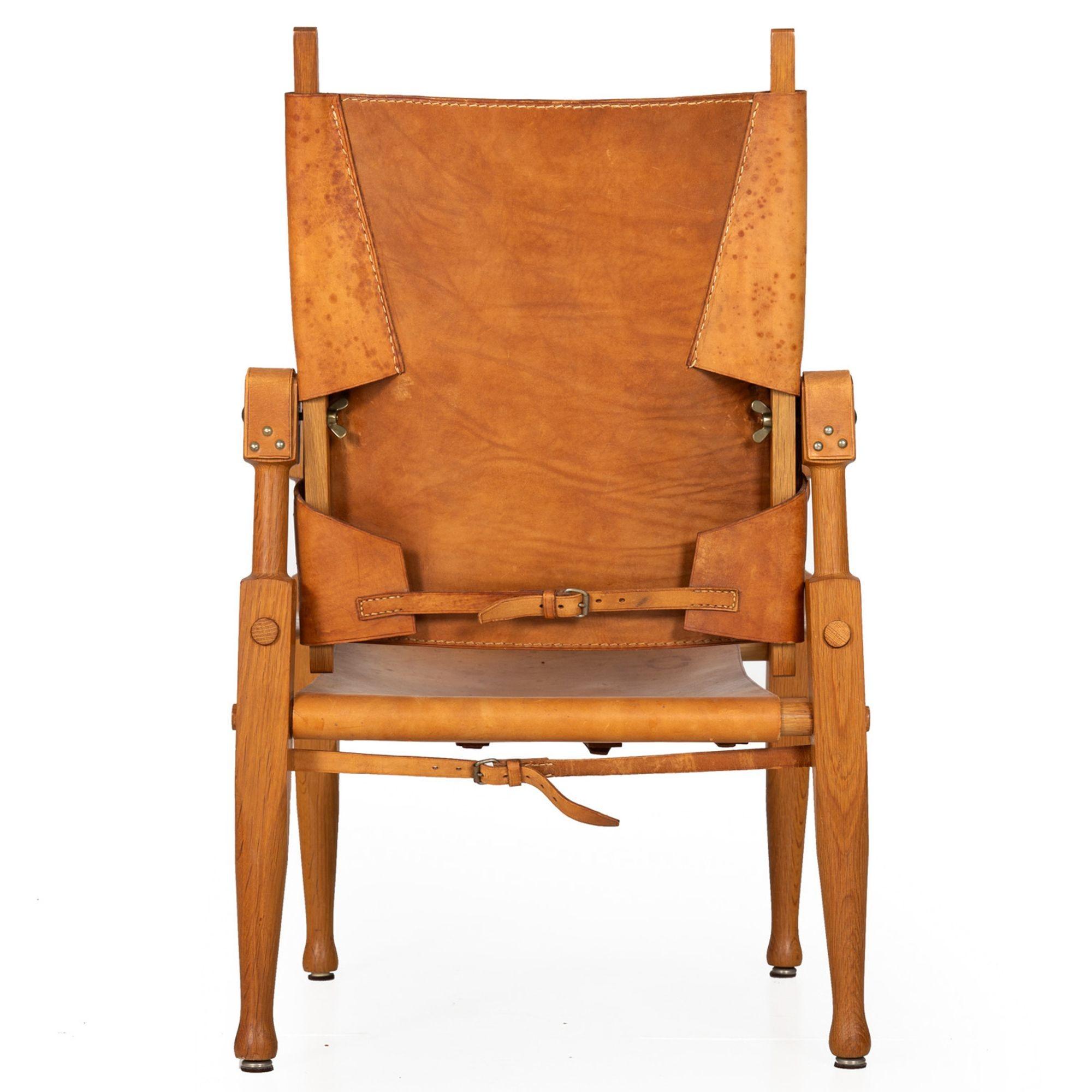 Swiss Vintage Leather and Oak 