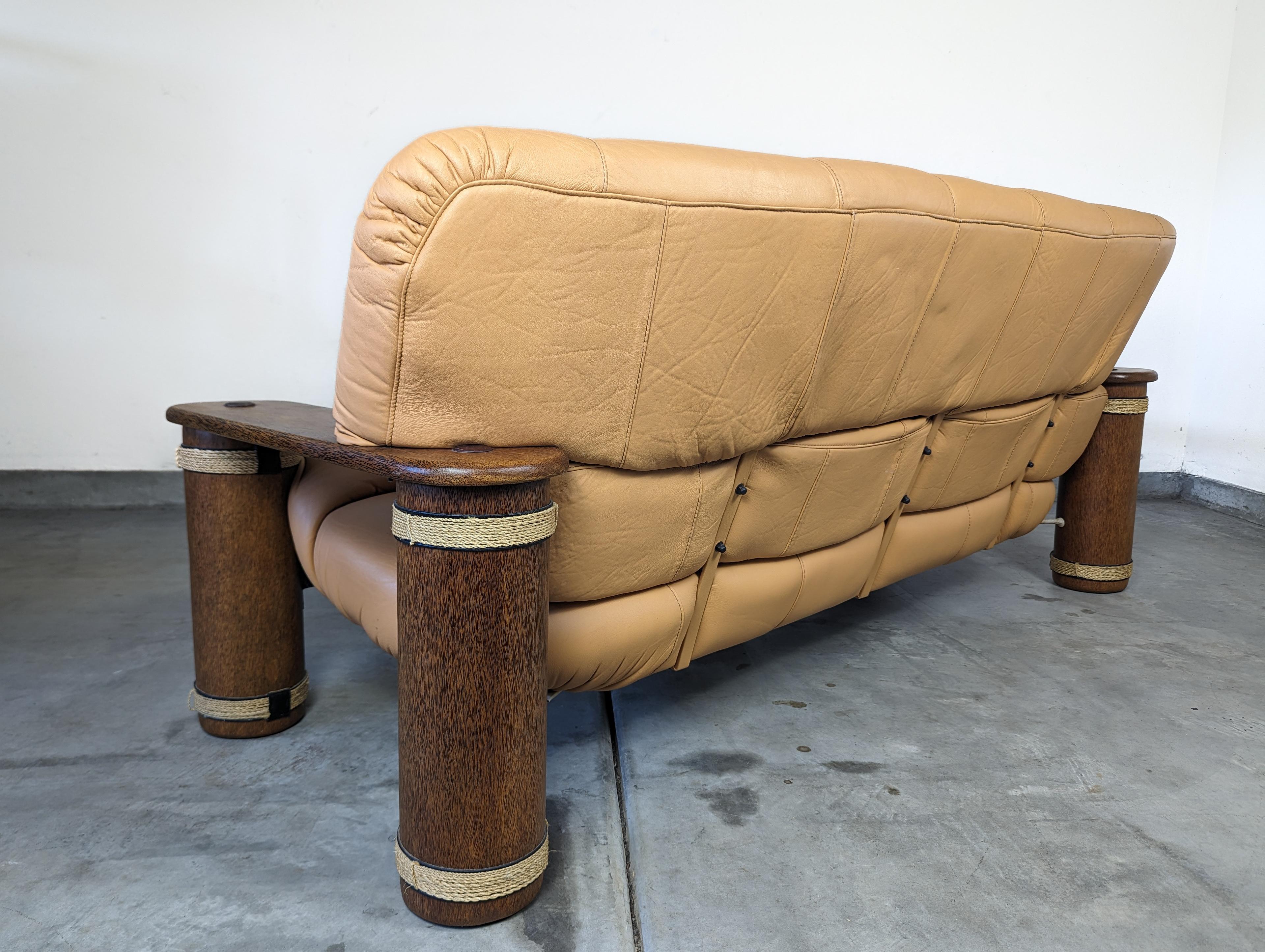 Dreisitziges Vintage-Sofa aus Leder und Palmholz von Pacific Green, um 1990 (Ende des 20. Jahrhunderts) im Angebot