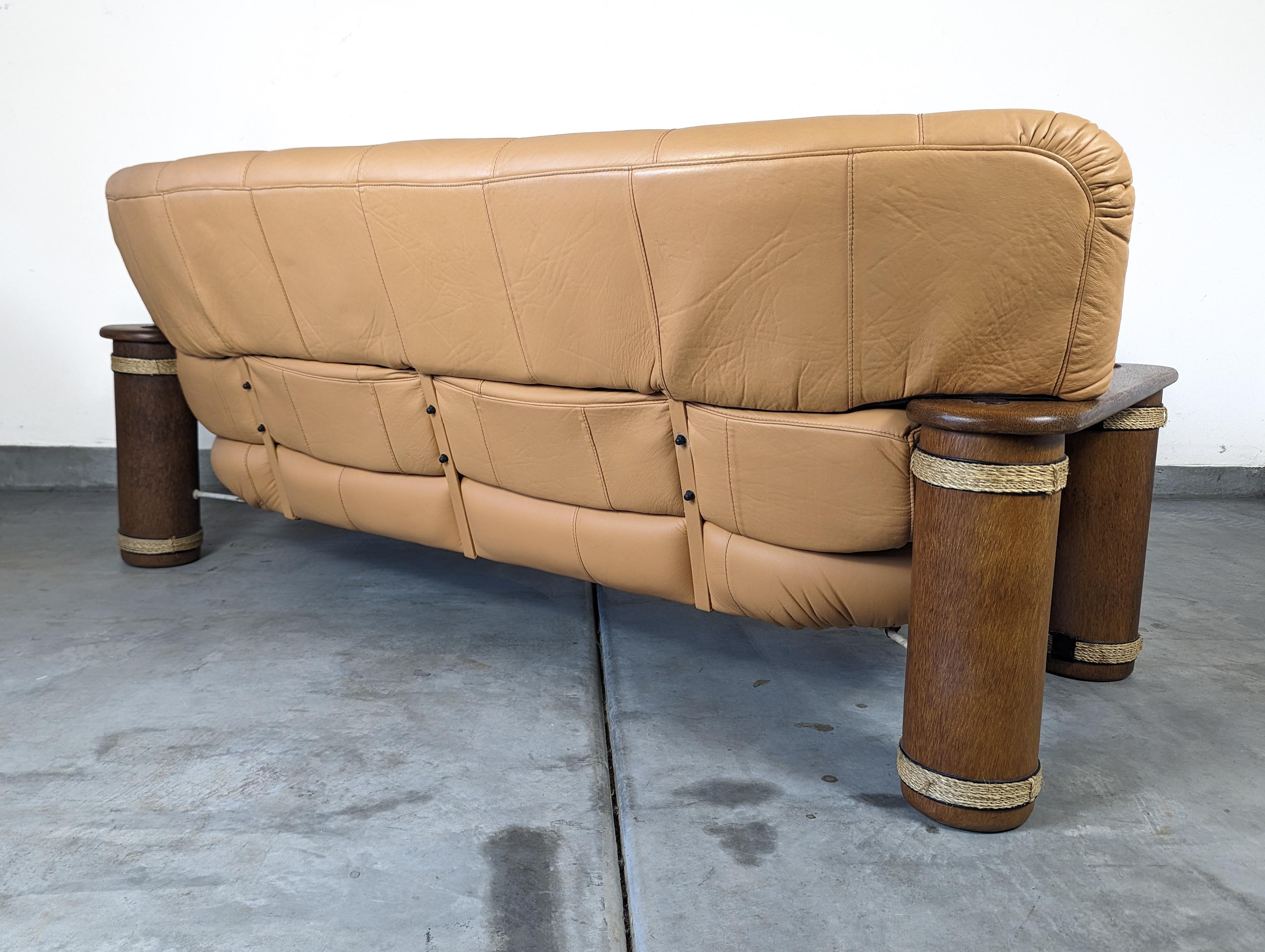 Dreisitziges Vintage-Sofa aus Leder und Palmholz von Pacific Green, um 1990 im Angebot 1