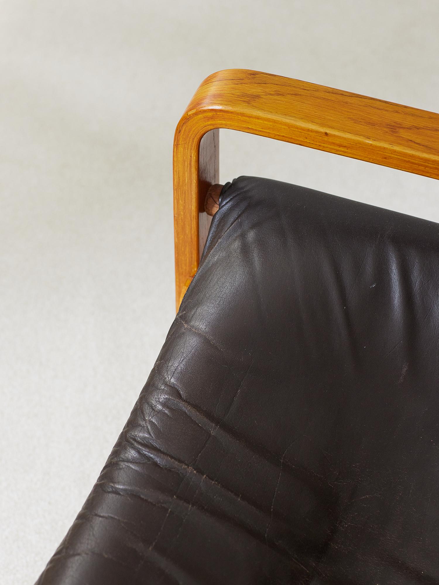 Late 20th Century Vintage Leather and Plywood Andy Armchair by Janos Bodnar Hungary 1970s For Sale