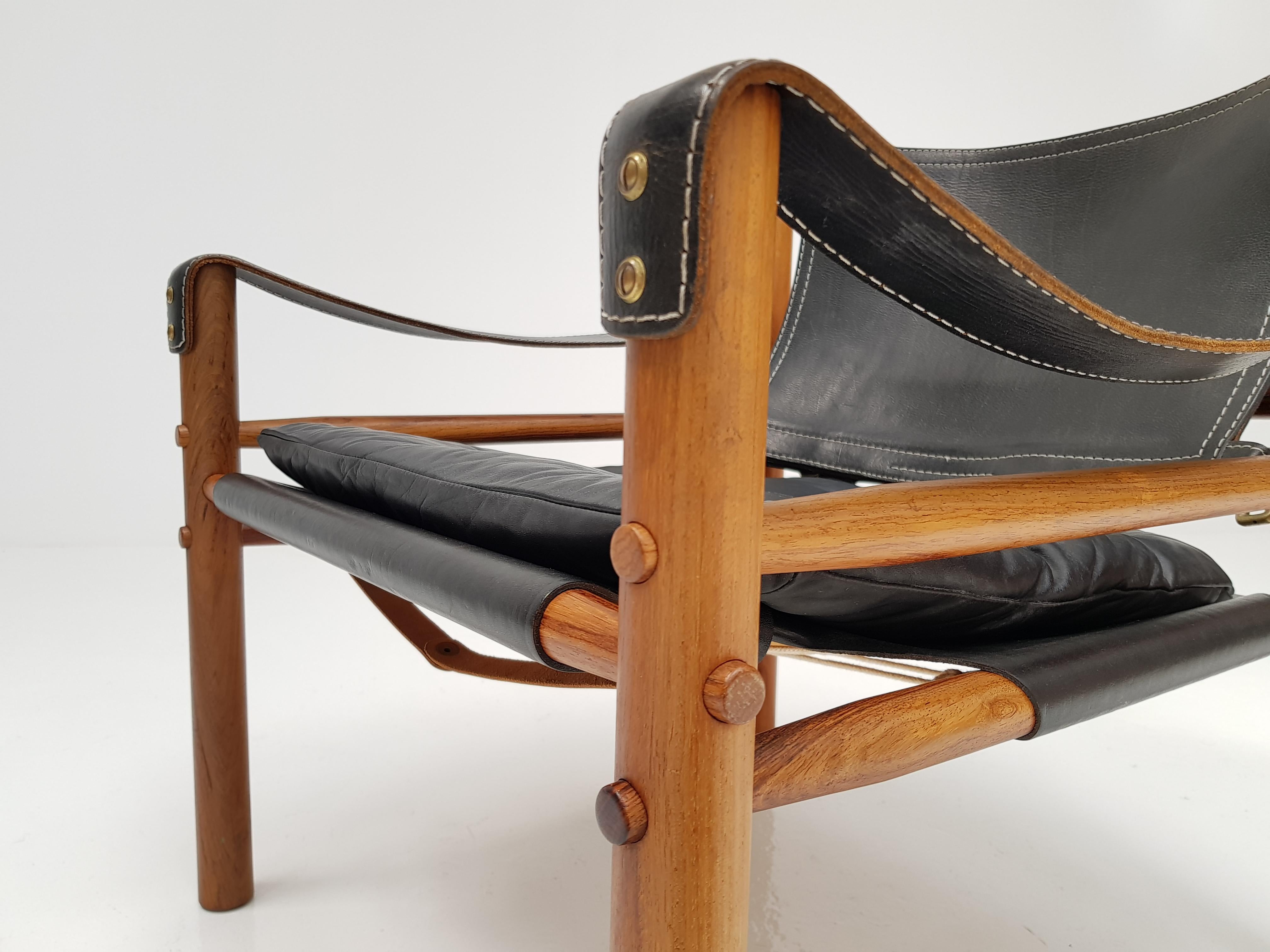 Mid-Century Modern Vintage Leather and Rosewood 