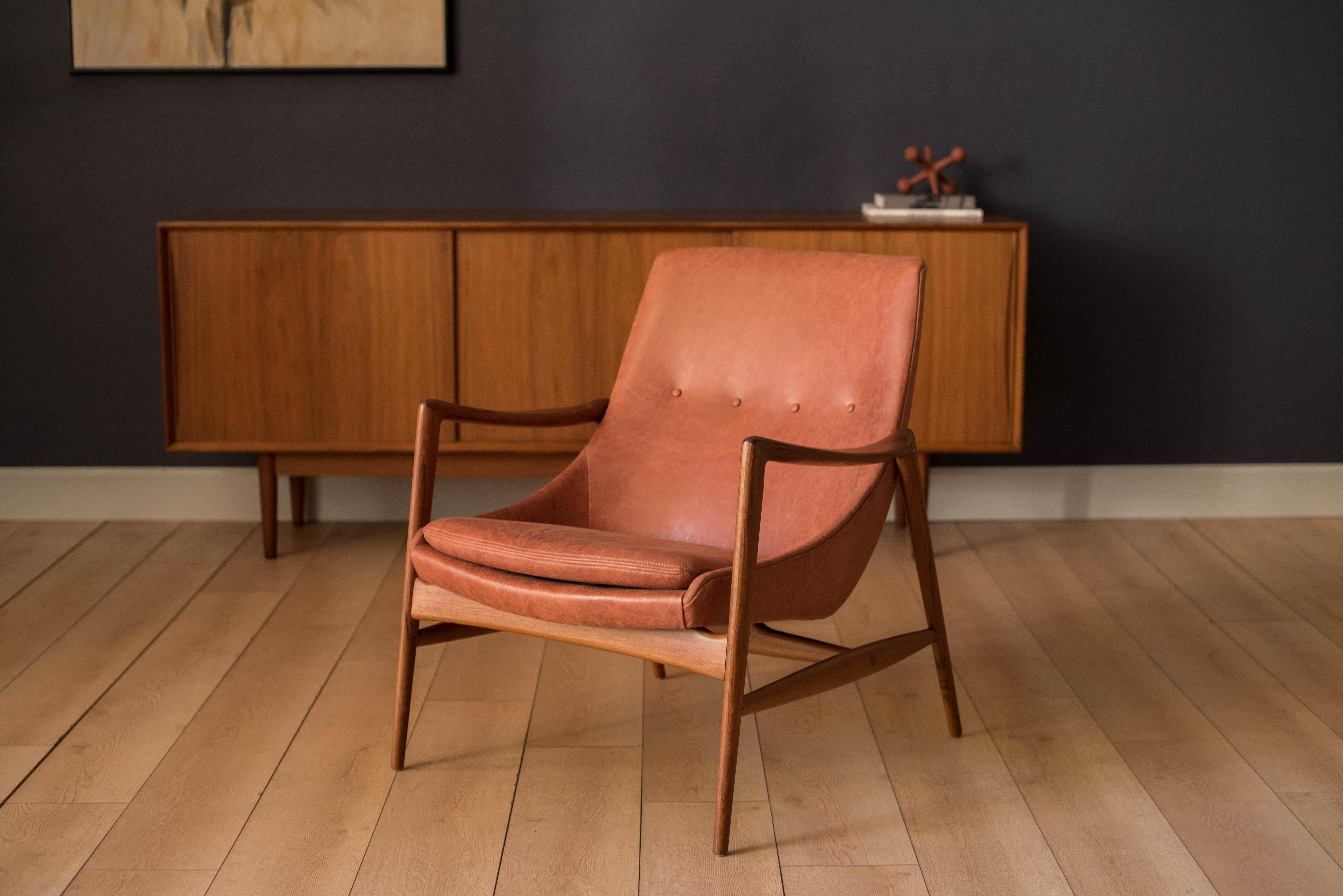 Vintage Leather and Teak Lounge Chair by Rolf Rastad & Adolf Relling 7