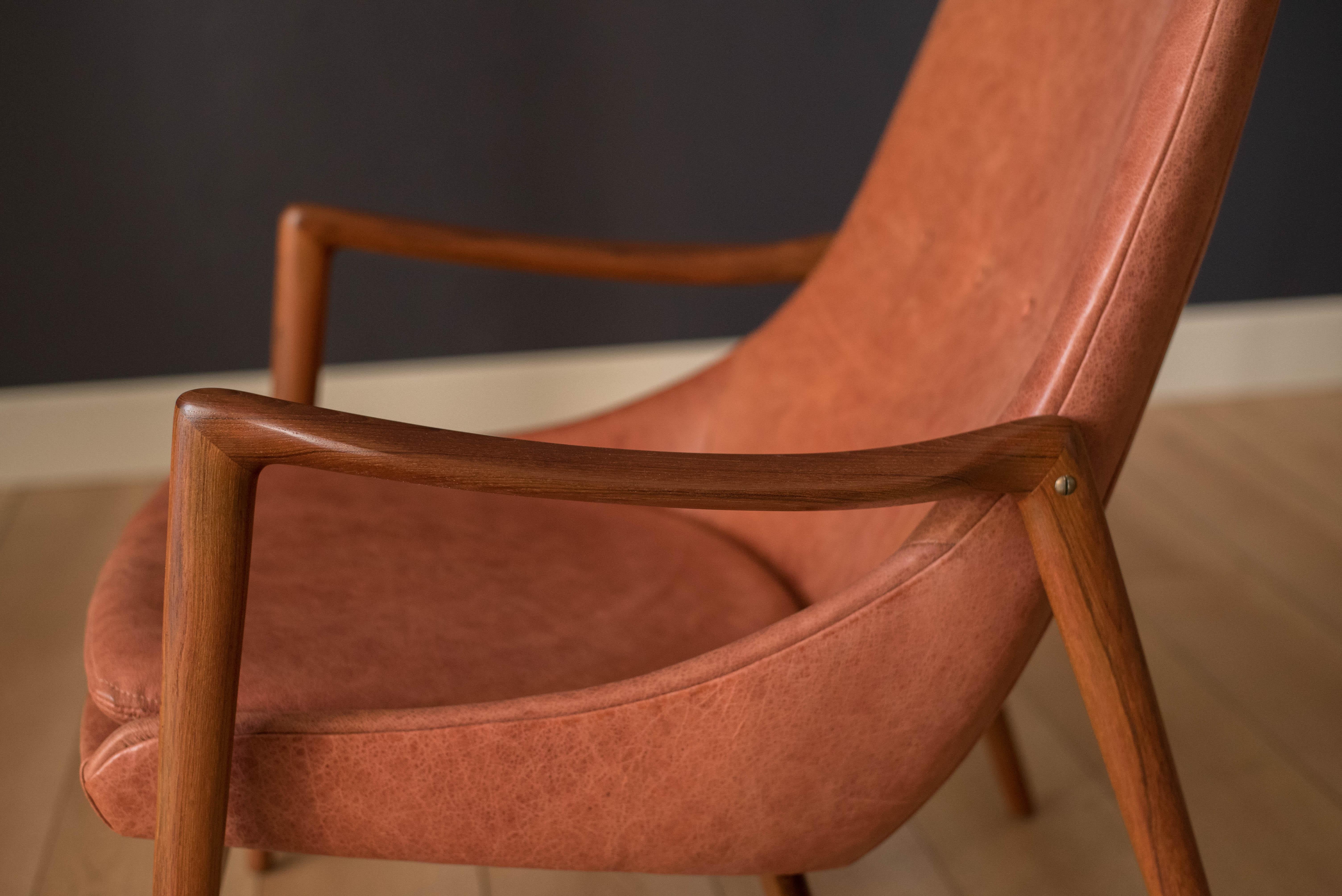 Mid-20th Century Vintage Leather and Teak Lounge Chair by Rolf Rastad & Adolf Relling