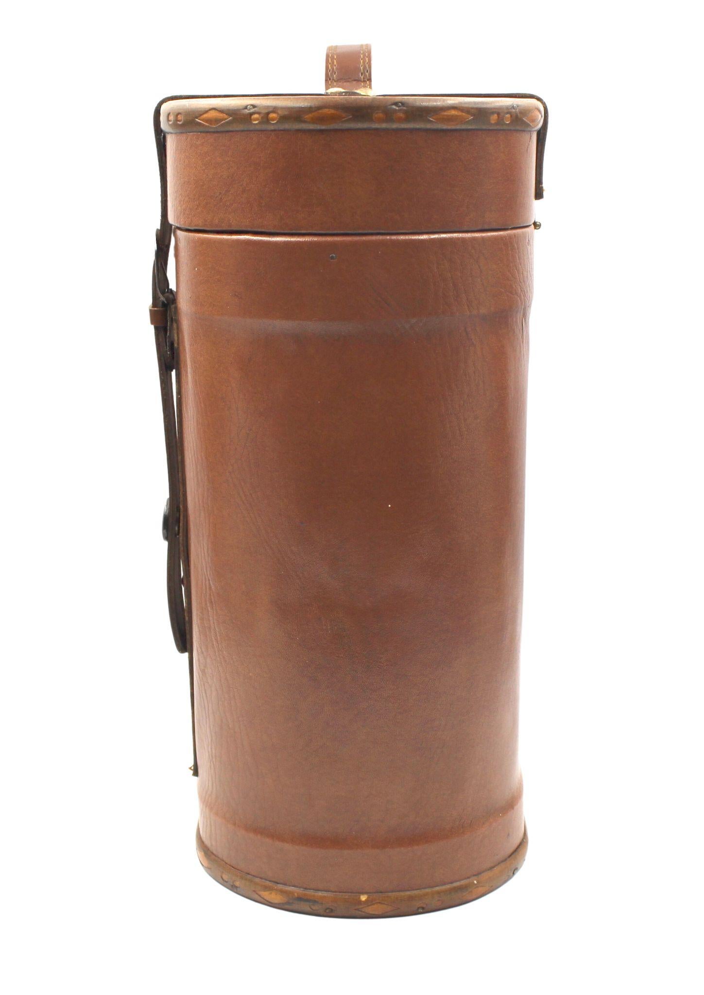 leather wine bottle carrier