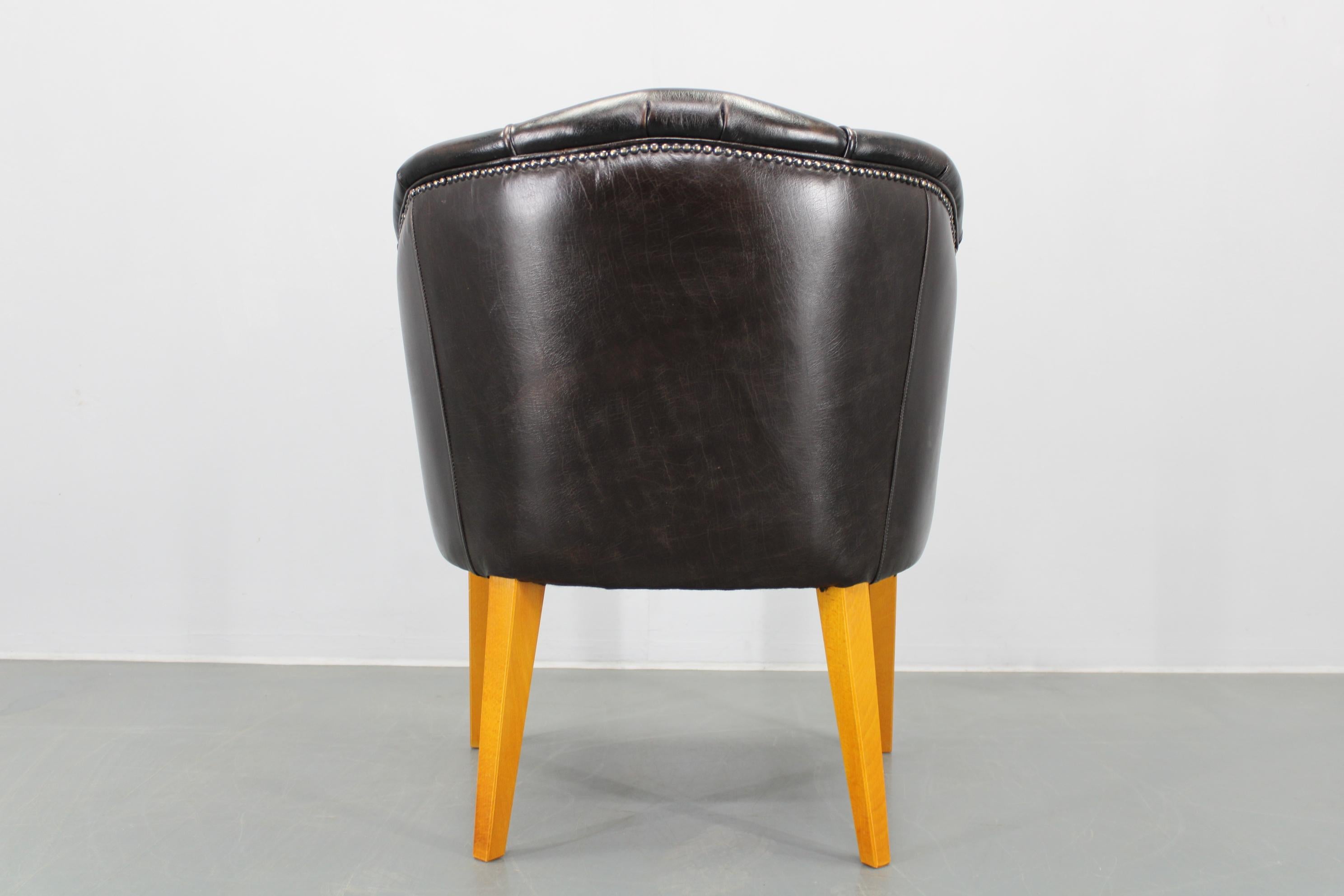 Vintage Leather Armchair, Czechoslovakia For Sale 7