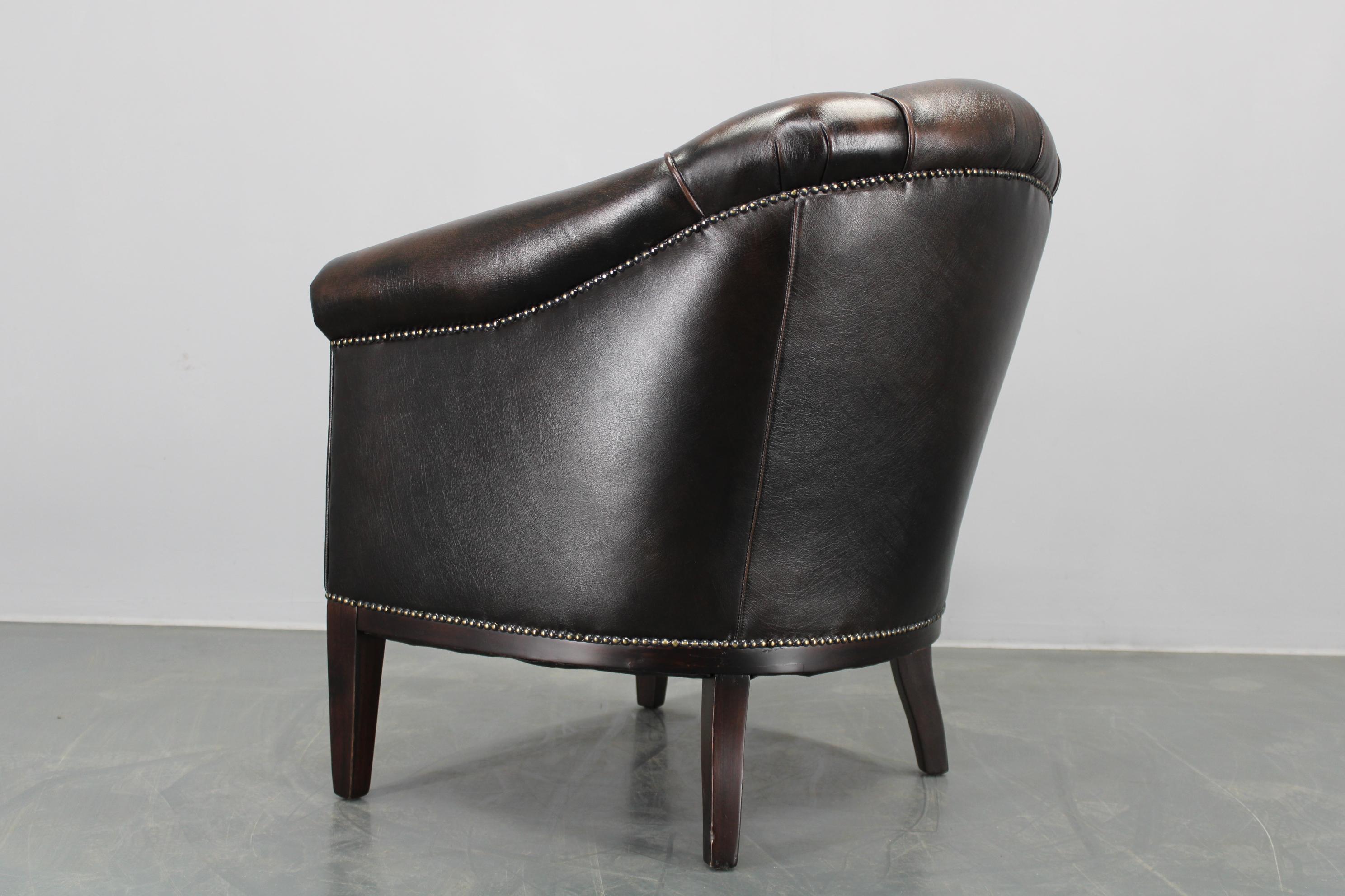 Vintage Leather Armchair, Czechoslovakia For Sale 9