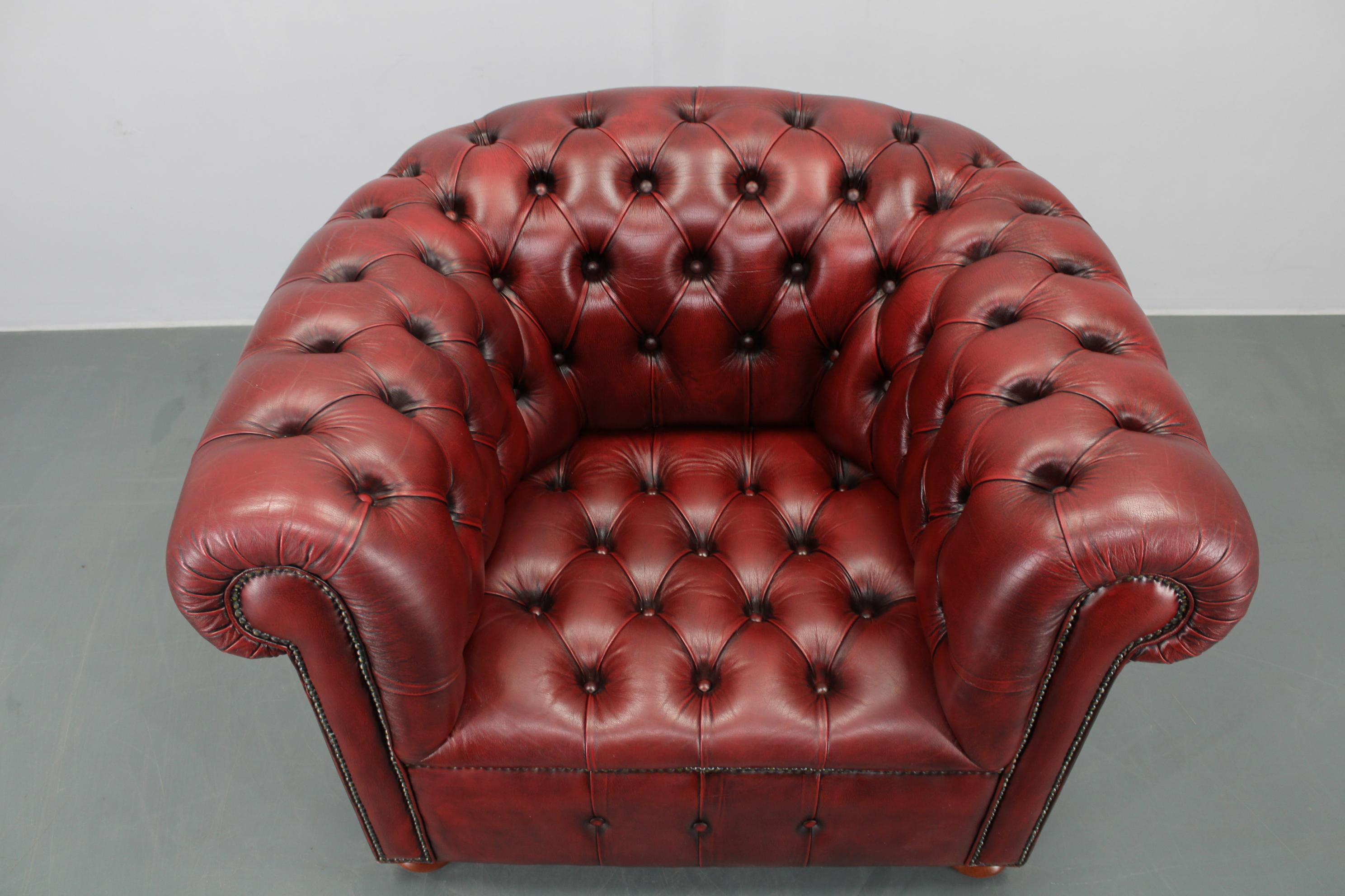 Mid-Century Modern Vintage Leather Armchair, Czechoslovakia For Sale