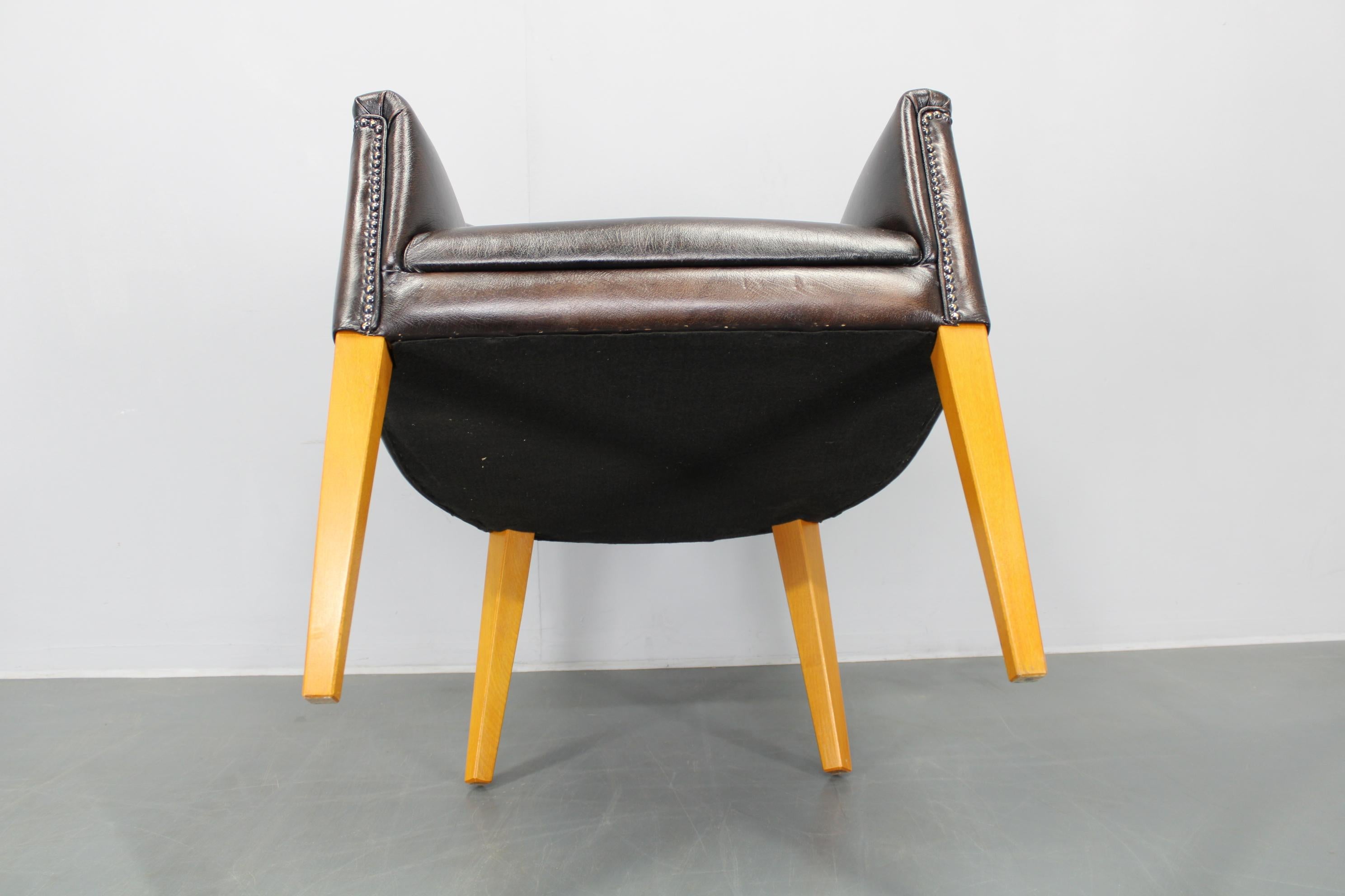Vintage Leather Armchair, Czechoslovakia For Sale 3