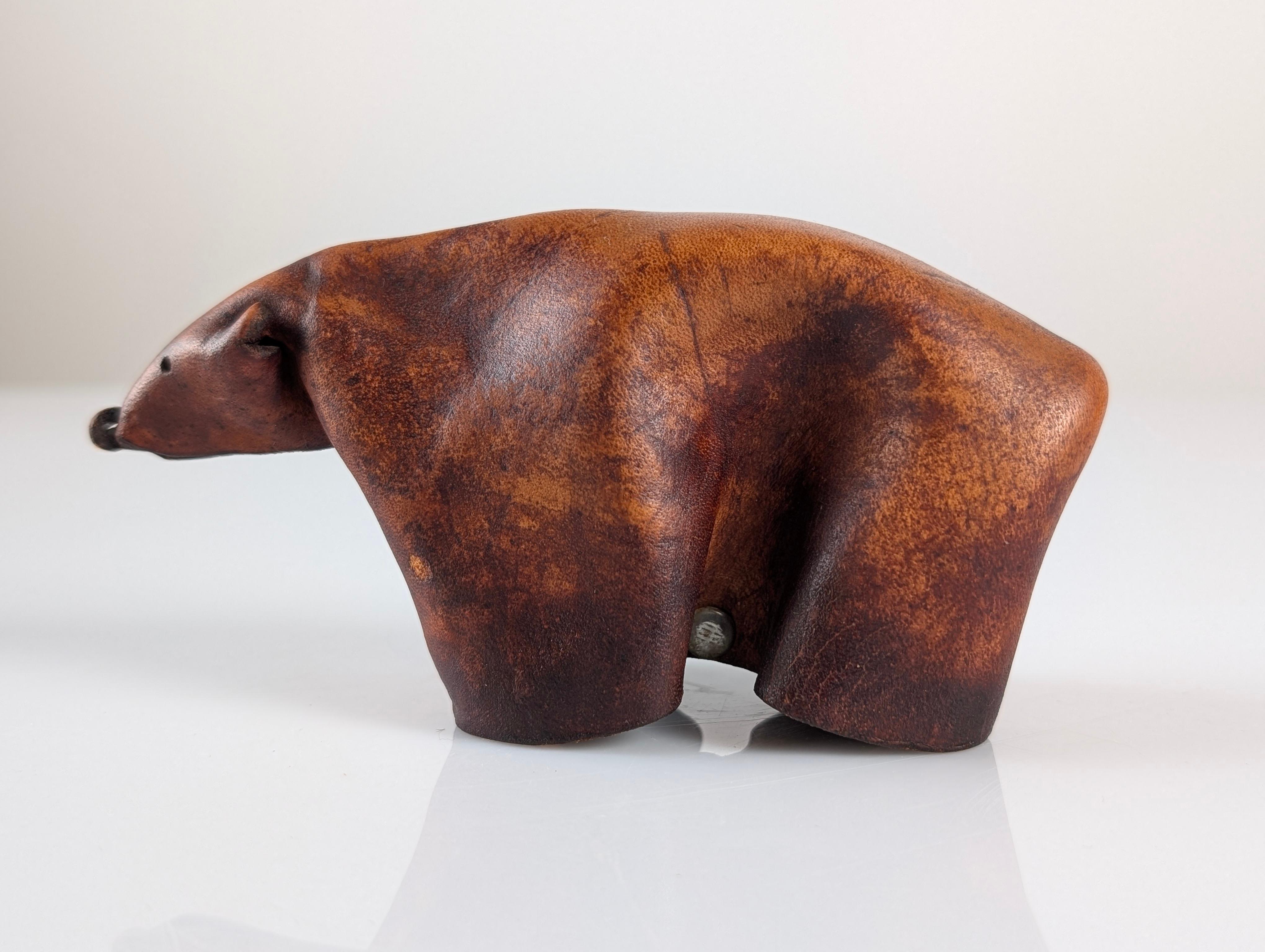 Bear, Allemagne, années 1960 en vente 2
