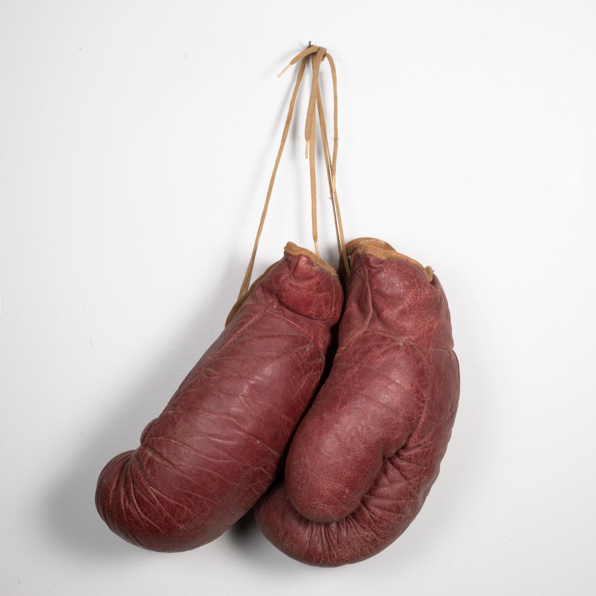 Vintage Leather Boxing Gloves c.1950 In Good Condition In San Francisco, CA