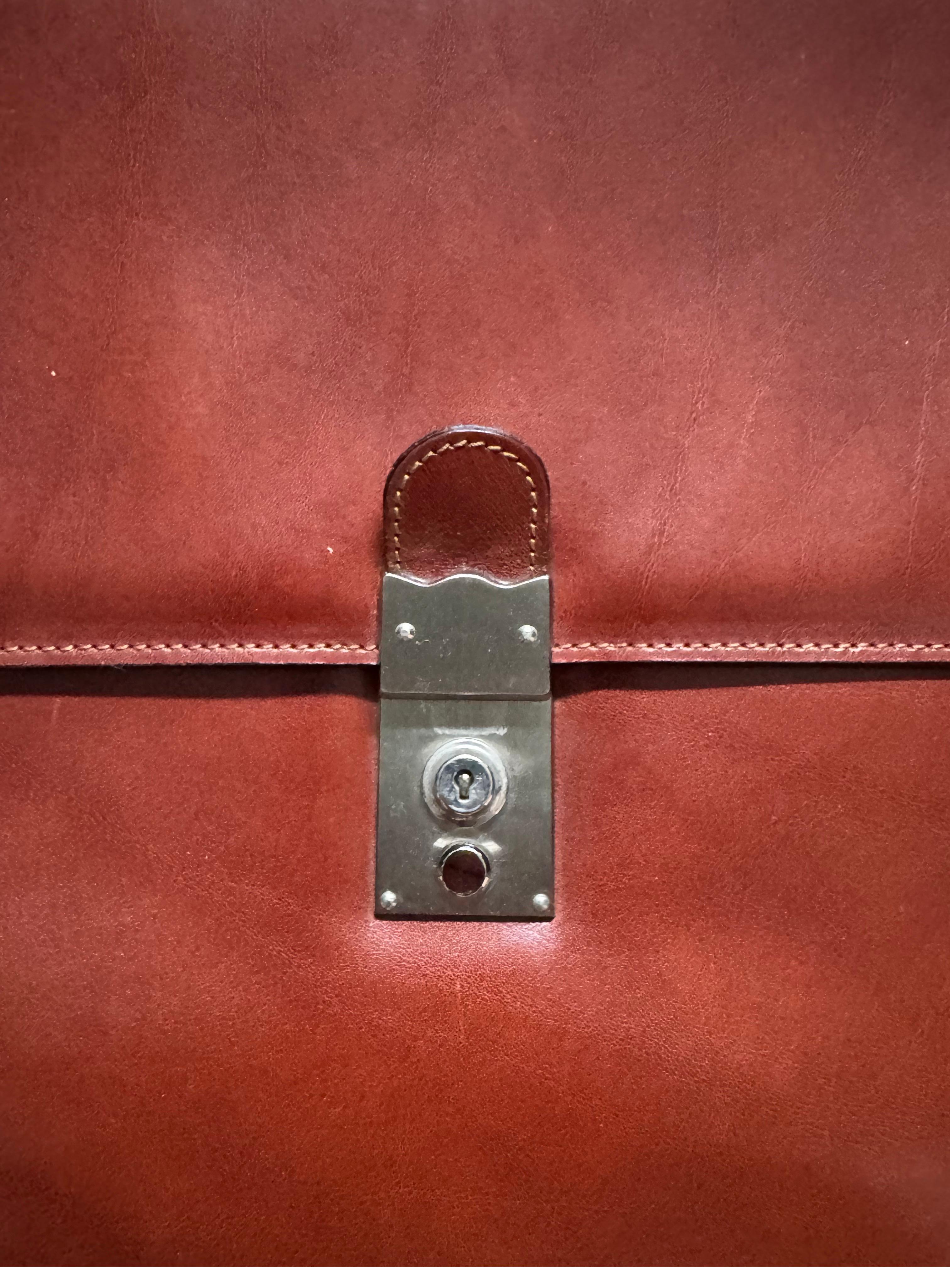 Porte-documents en cuir vintage par LA PA - Fabriqué à la main en Italie, Fin du 20ème siècle en vente 5