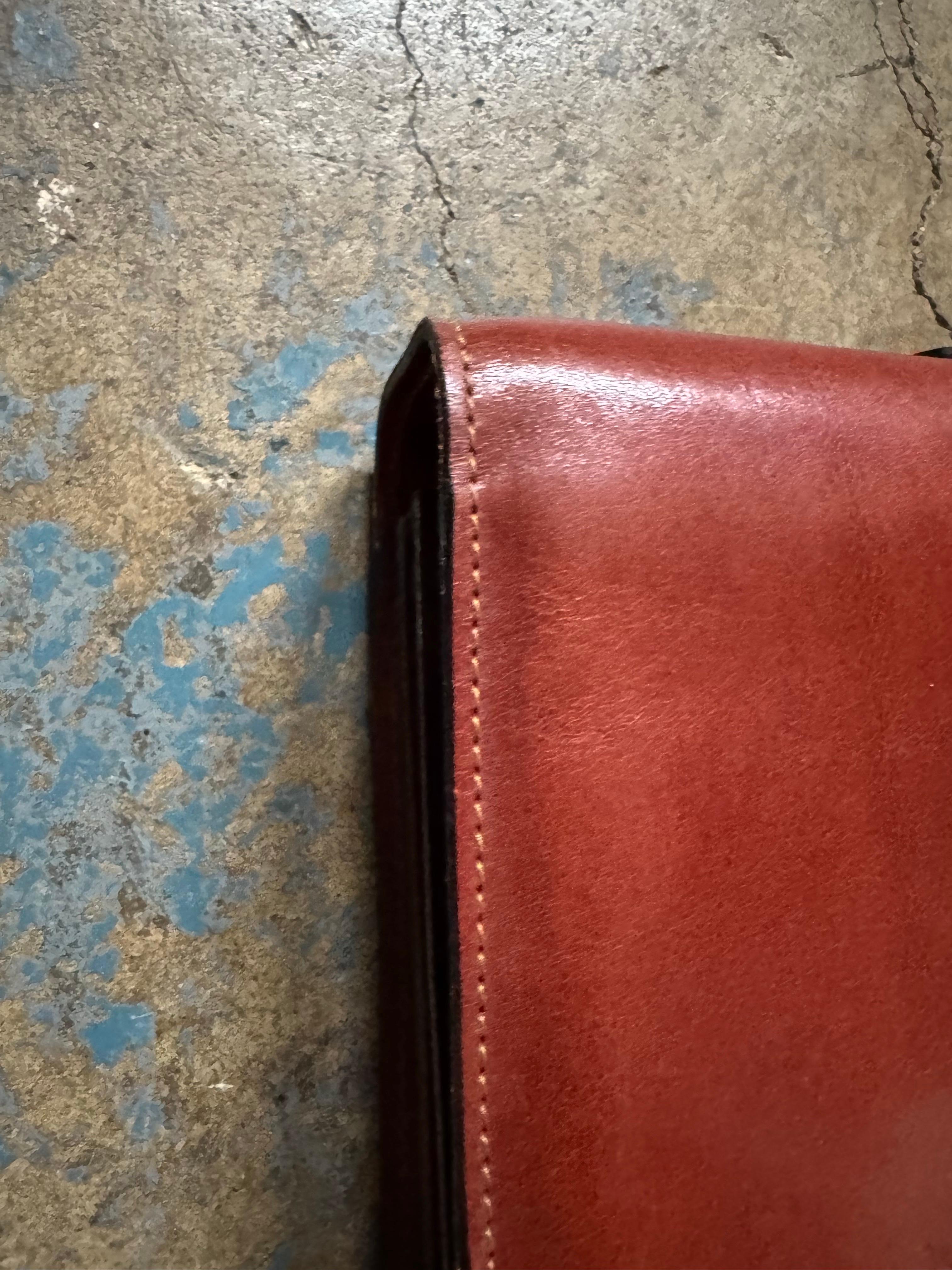 Fait main Porte-documents en cuir vintage par LA PA - Fabriqué à la main en Italie, Fin du 20ème siècle en vente