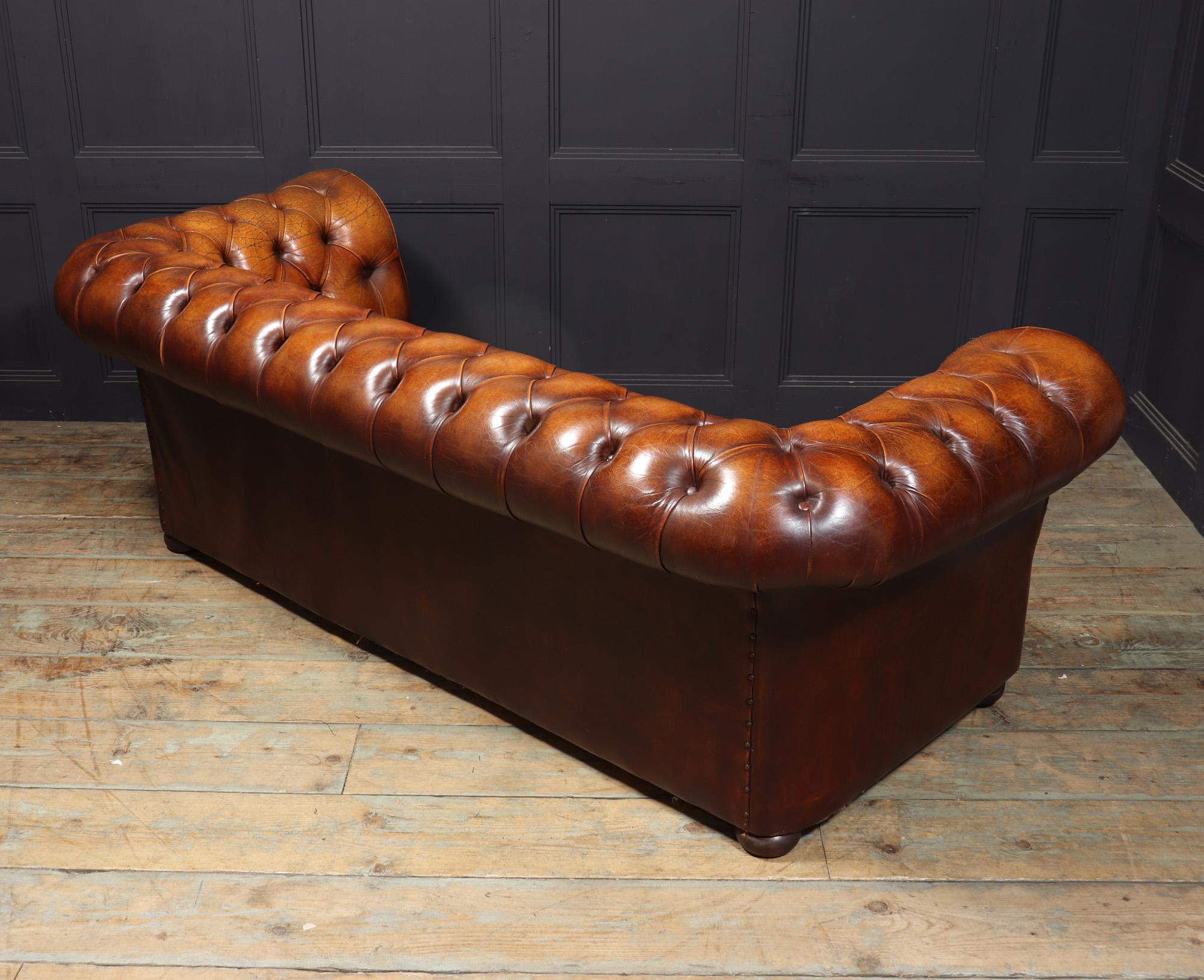 Vintage Leather Buttoned Chesterfield Sofa 8