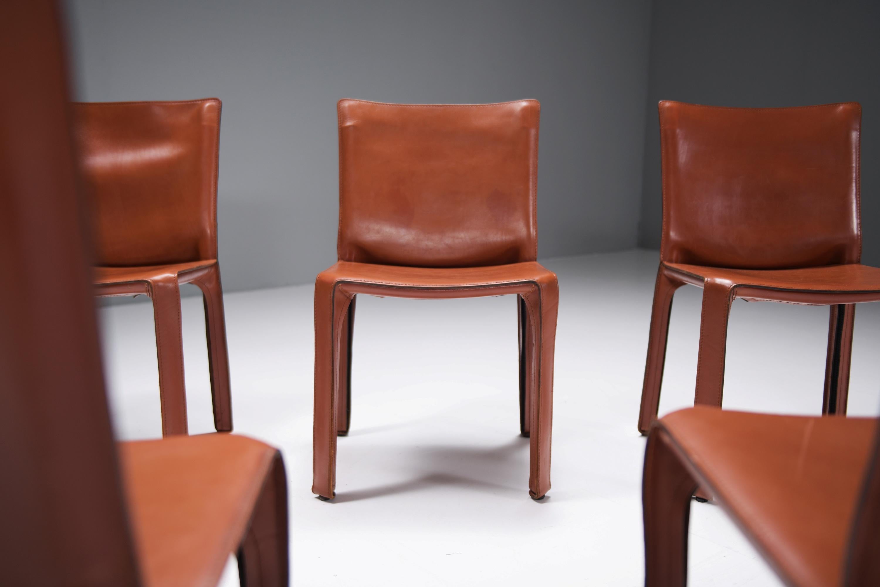 Vintage leather Cab 412 dining chairs by Mario Bellini for CASSINA Italy For Sale 4