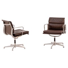 Chaises en cuir vintage Charles & Ray Eames & Herman Miller