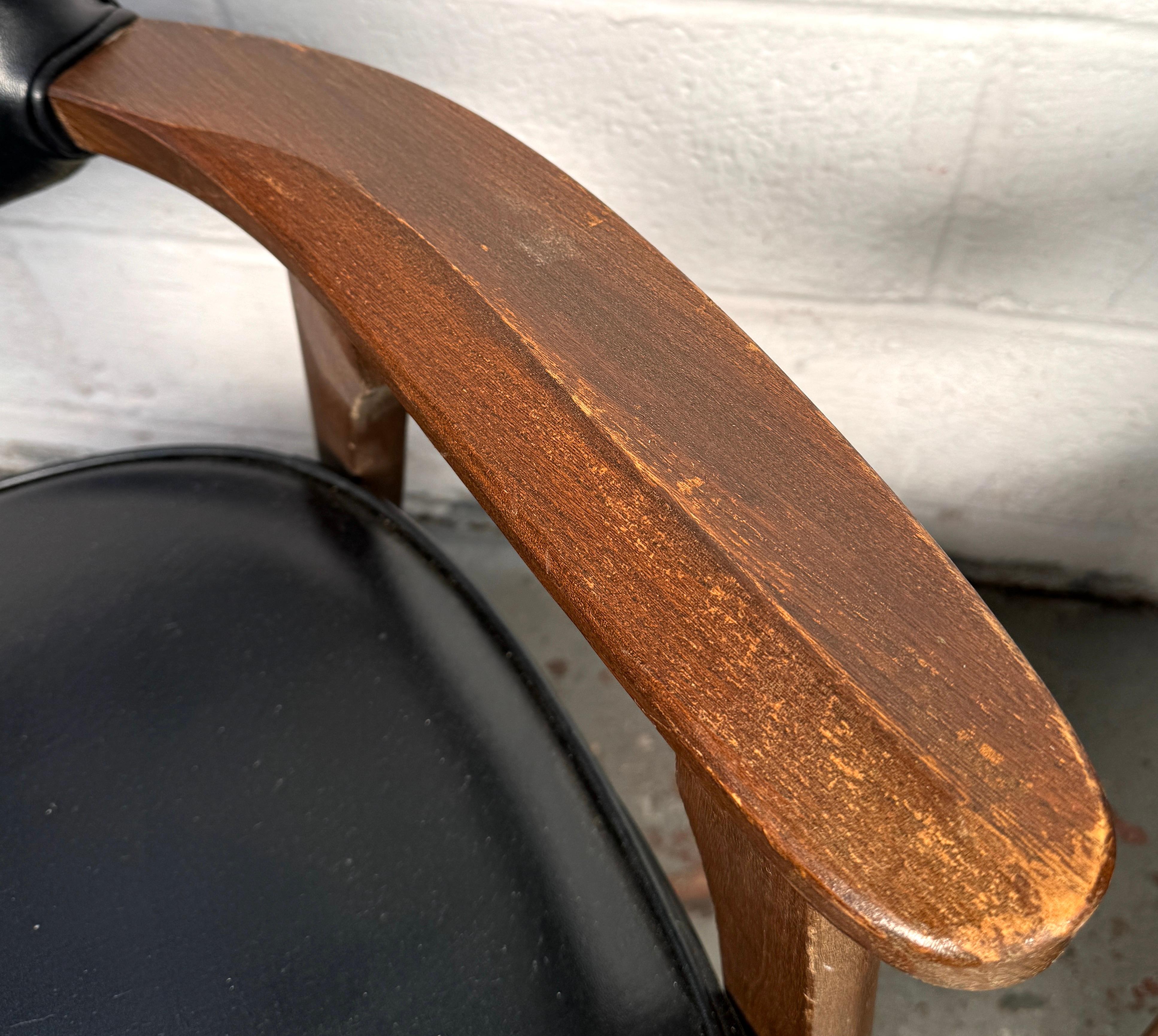 Vintage Leather Chairs By Murphy Miller For Kroehler Furniture For Sale 9