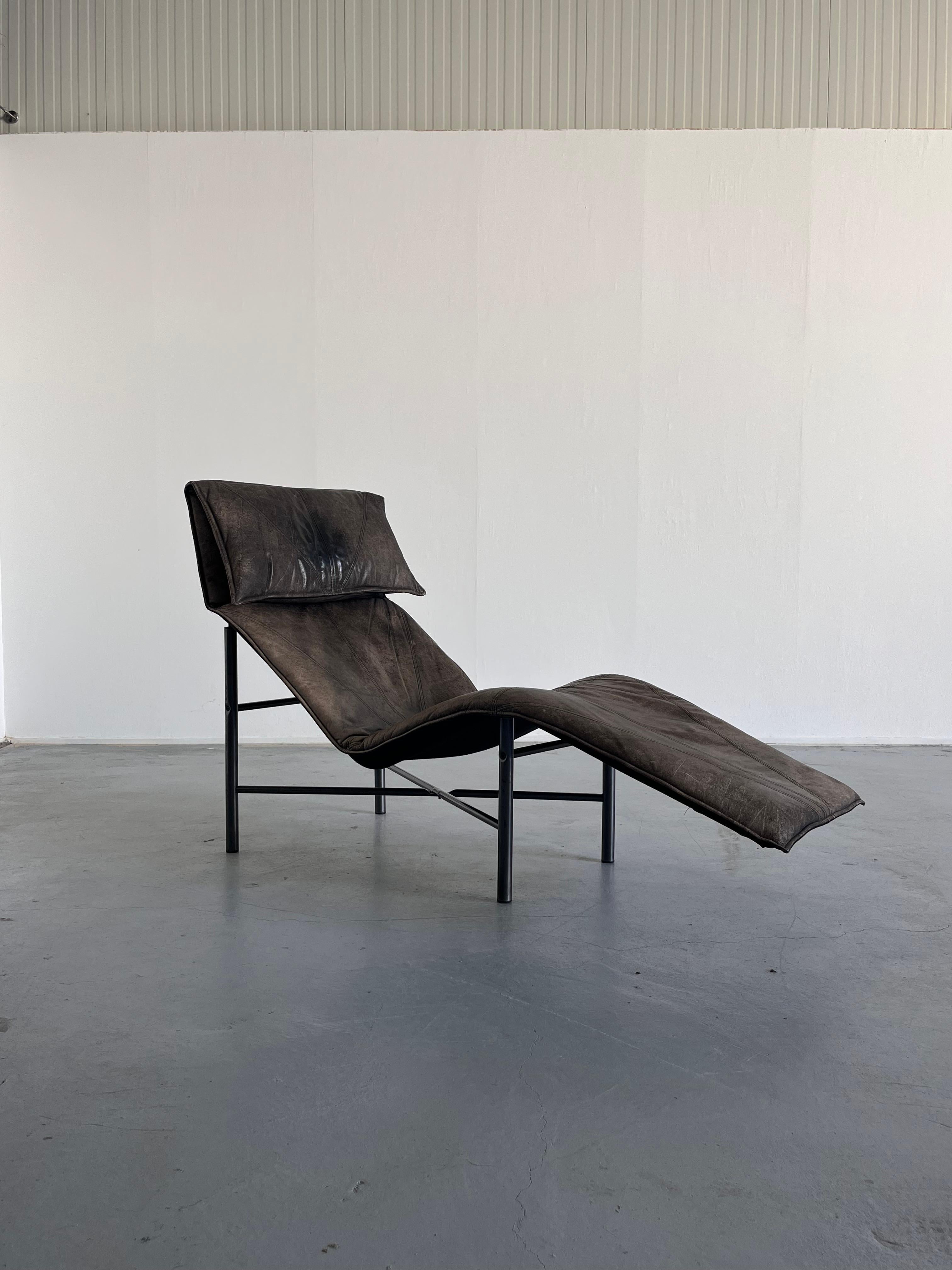 Vintage Leather Chaise Longue by Tord Bjorklund for Ikea, Sweden, 1980s In Good Condition In Zagreb, HR
