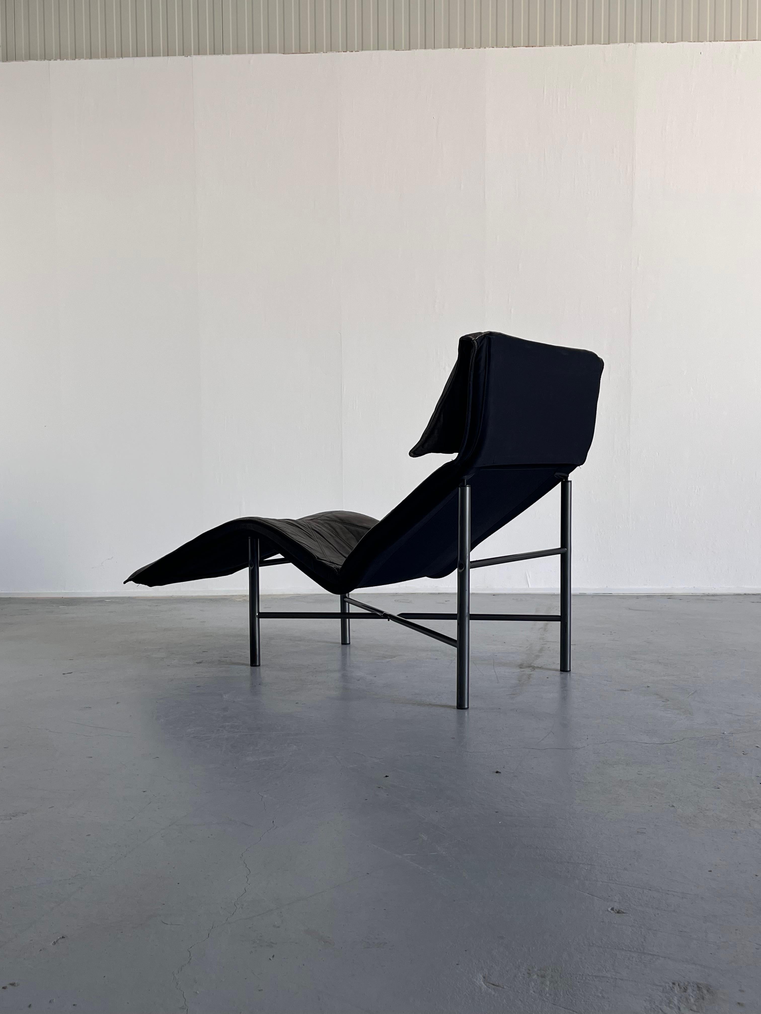 Late 20th Century Vintage Leather Chaise Longue by Tord Bjorklund for Ikea, Sweden, 1980s