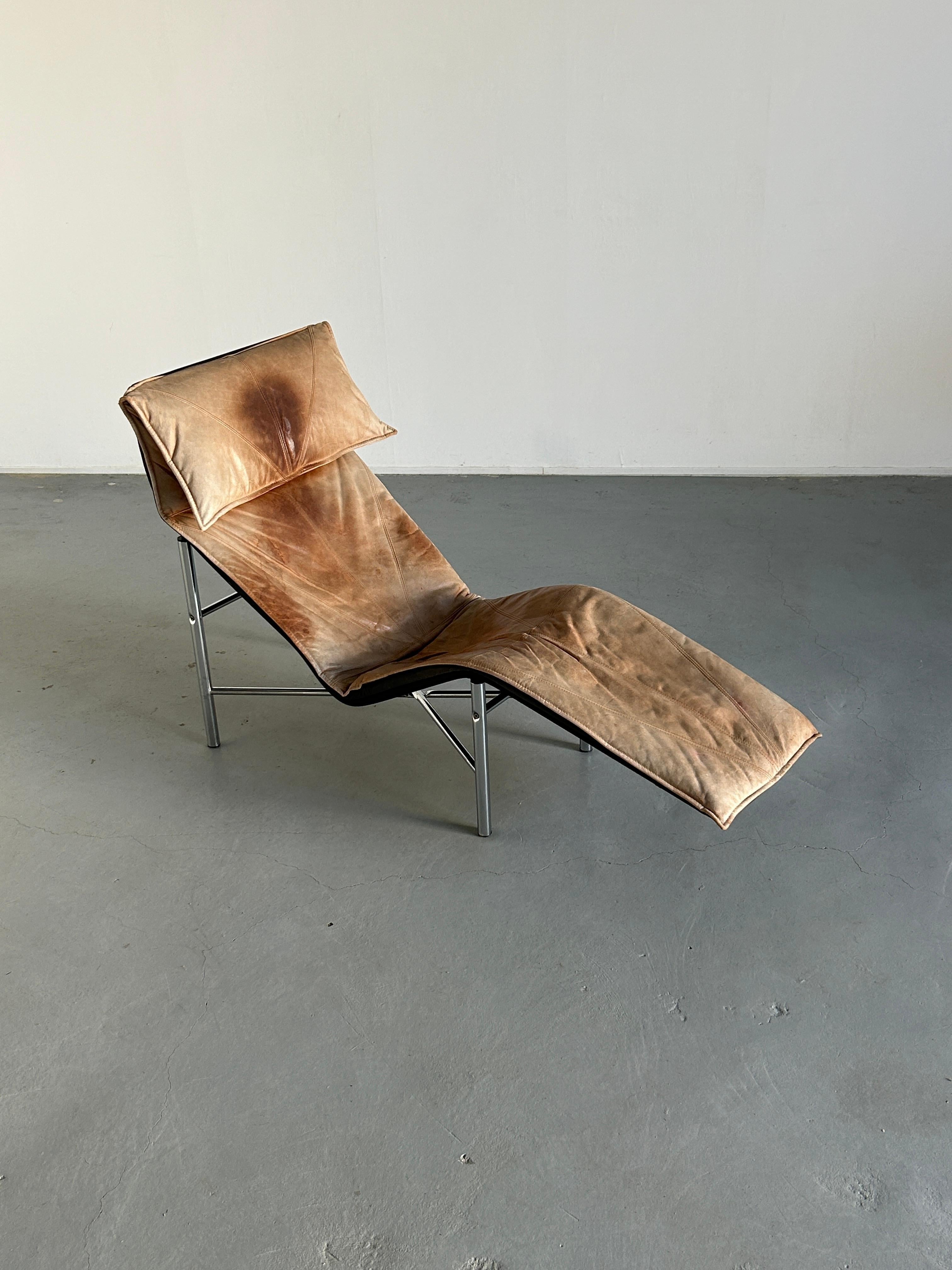 Mid-Century Modern Vintage Leather Chaise Longue in Cognac Leather by Tord Bjorklund for Ikea, 1980