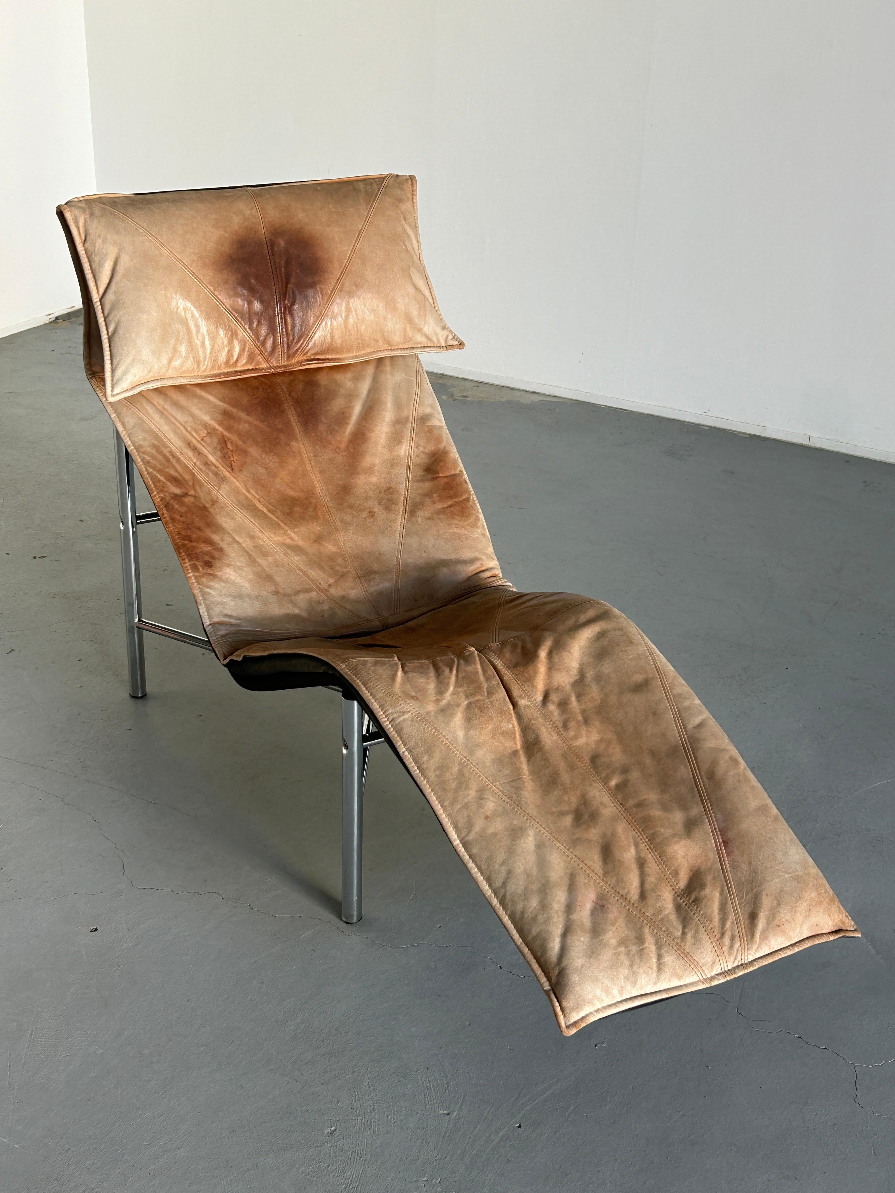 Late 20th Century Vintage Leather Chaise Longue in Cognac Leather by Tord Bjorklund for Ikea, 1980